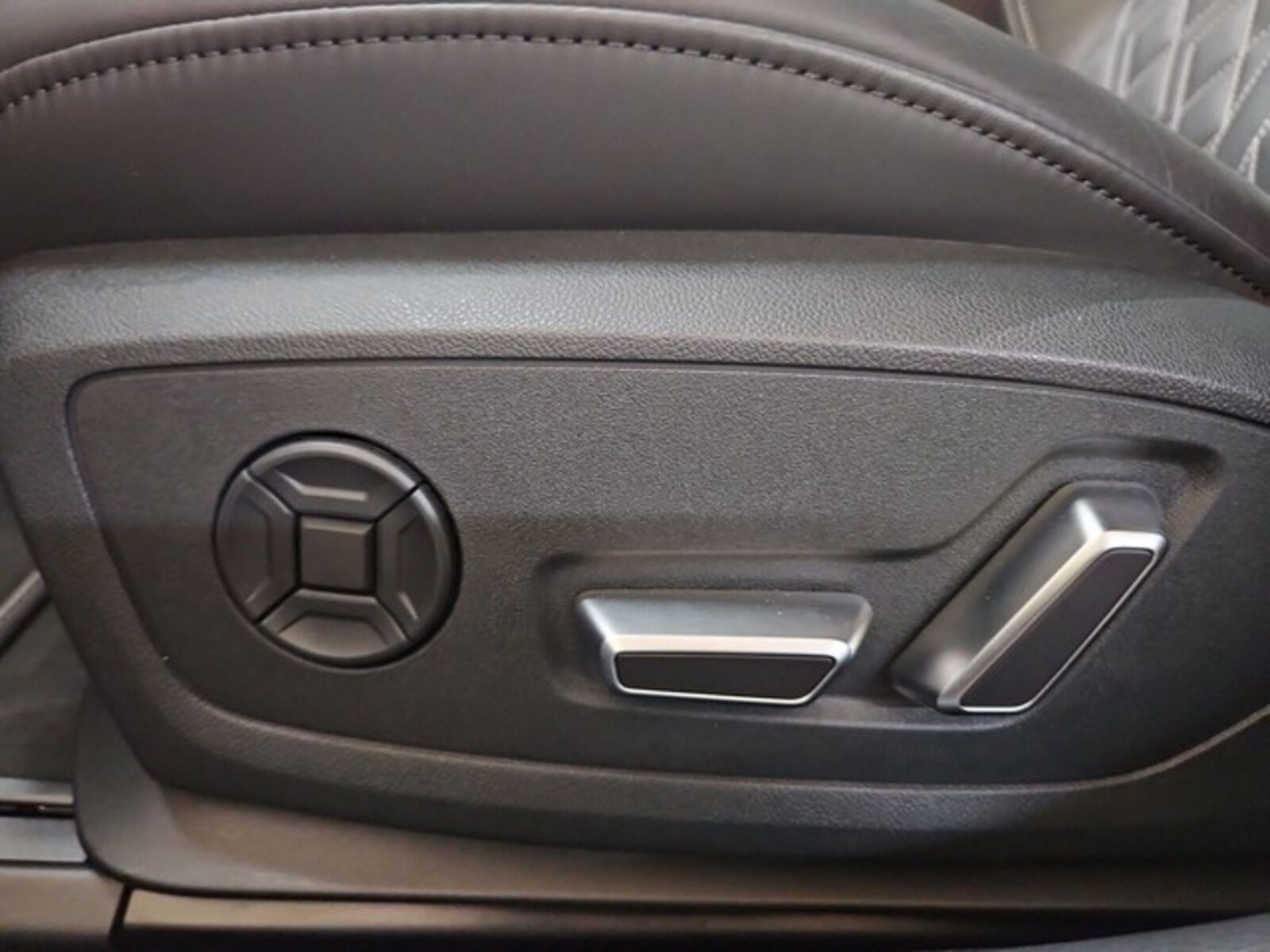 Audi S6 Avant – Bild 6