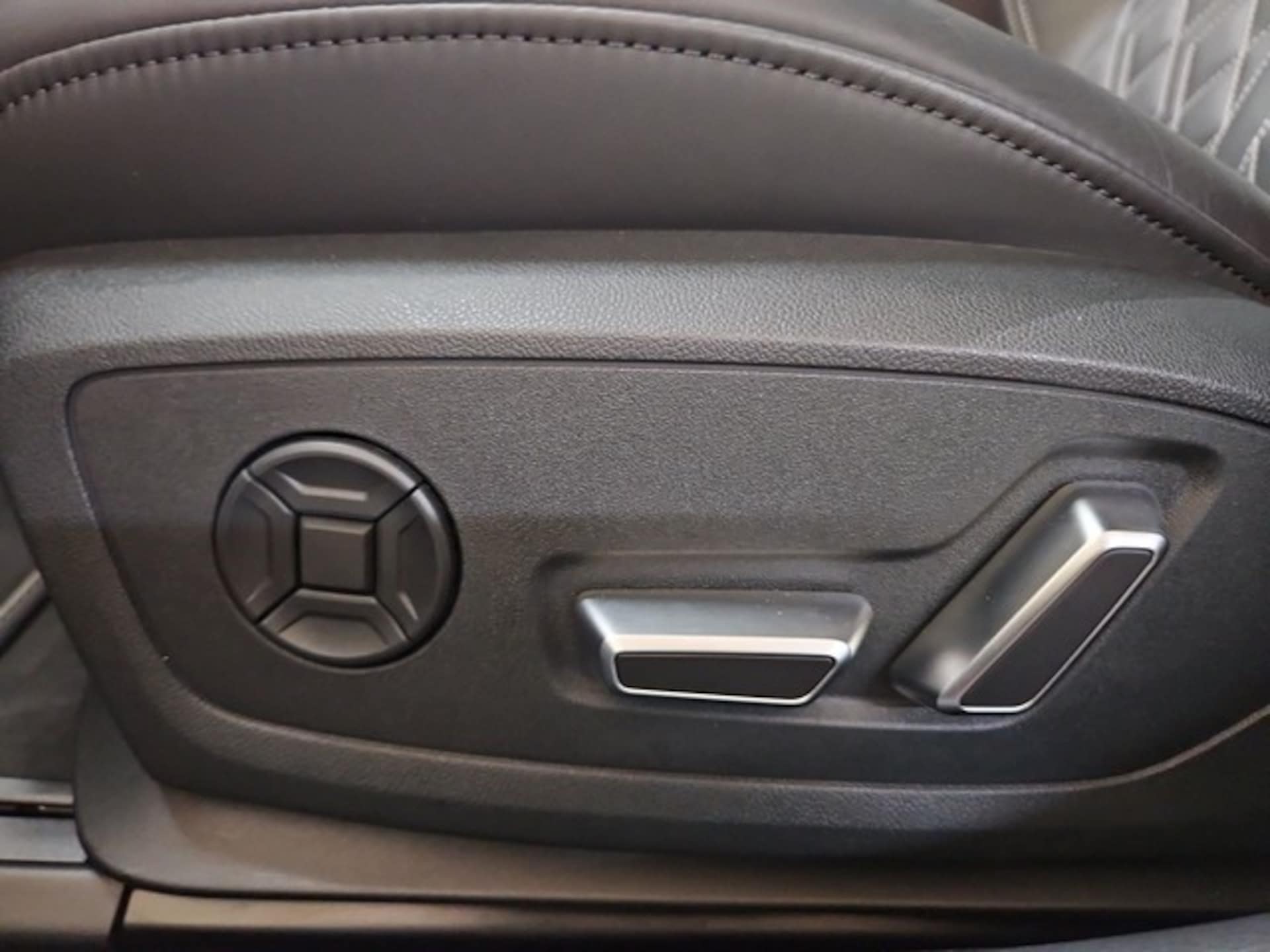Audi S6 Avant