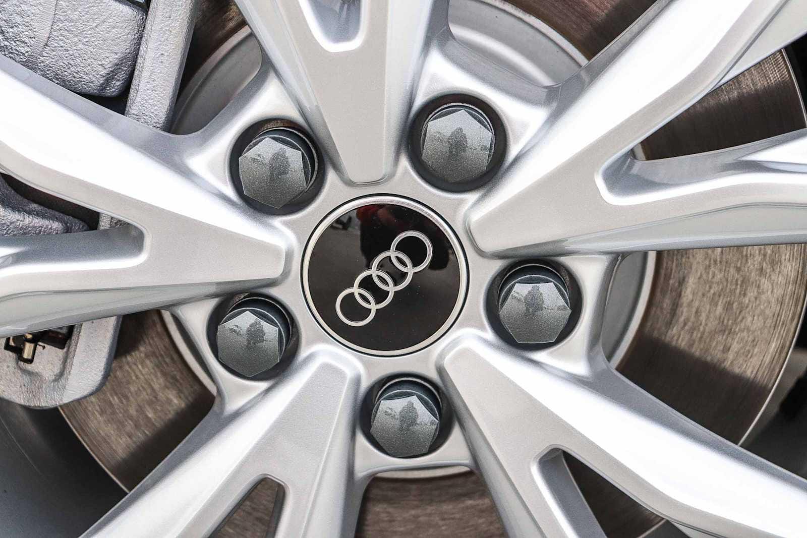 2025 Audi Q3 S Line Premium - Photo 13