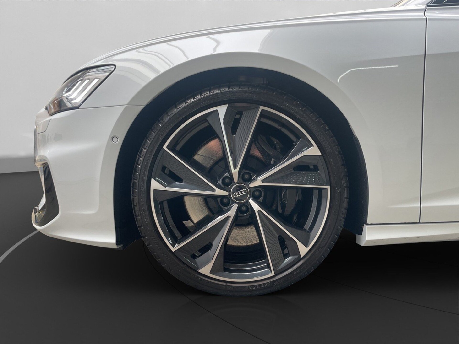 Audi S6 Avant