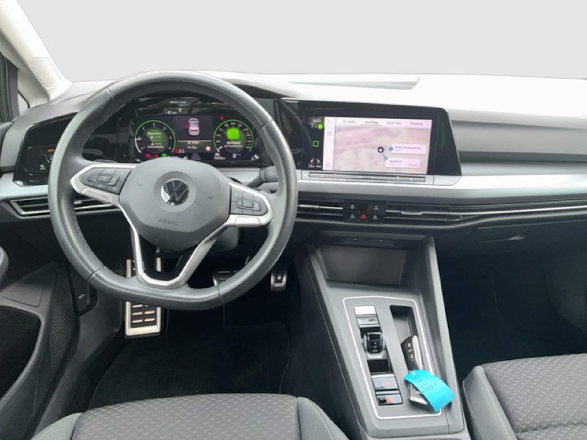 Volkswagen Golf Active