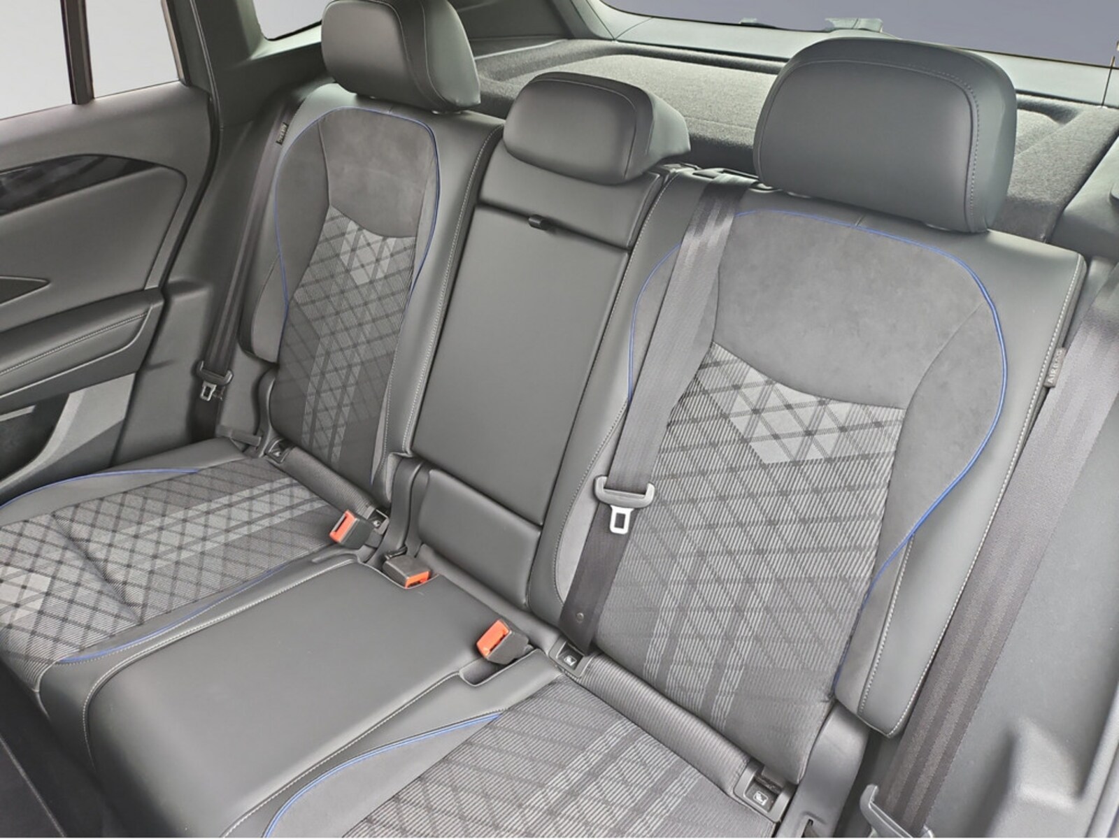 Volkswagen Tiguan – Bild 18