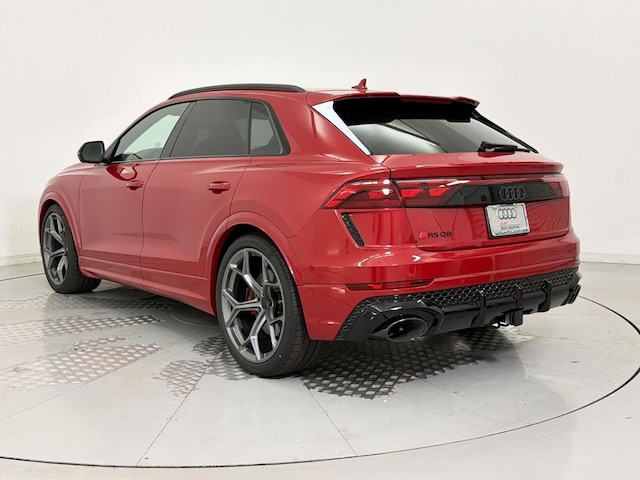 2026 Audi RS Q8 SUV performance