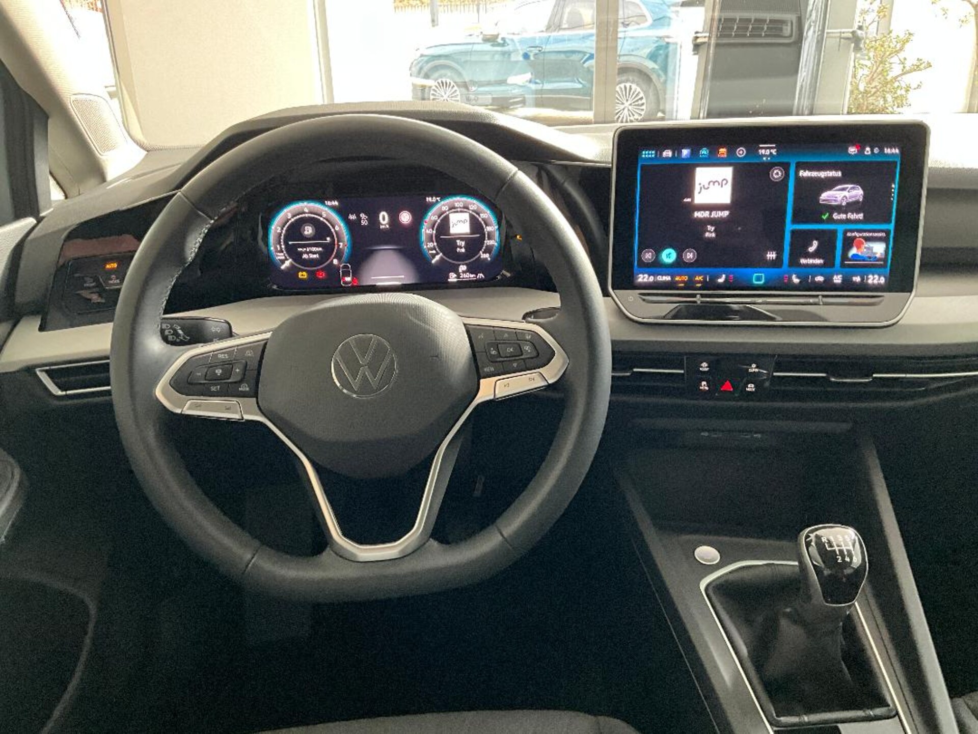 Volkswagen Golf Life