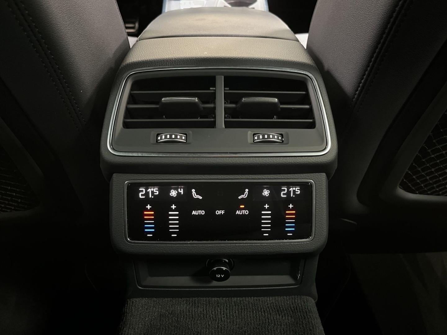 Bild über Audi S6 Limousine TDI quattro tiptronic - für weitere Informationen kontaktieren Sie den Audi Partner