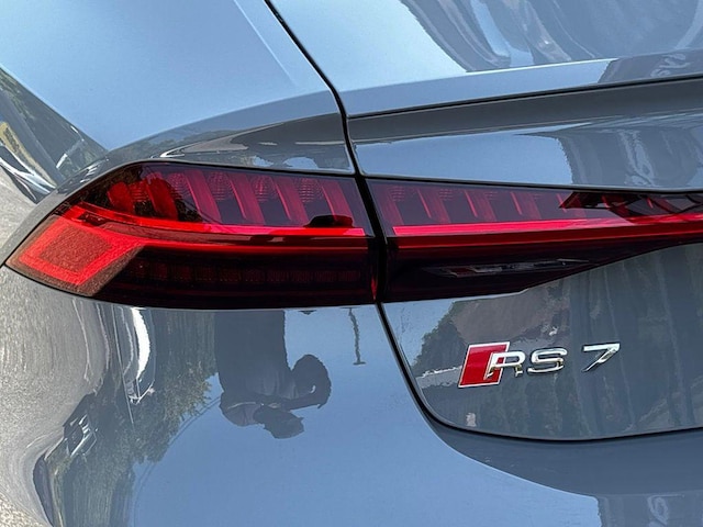 2025 Audi RS 7 Base - Photo 9