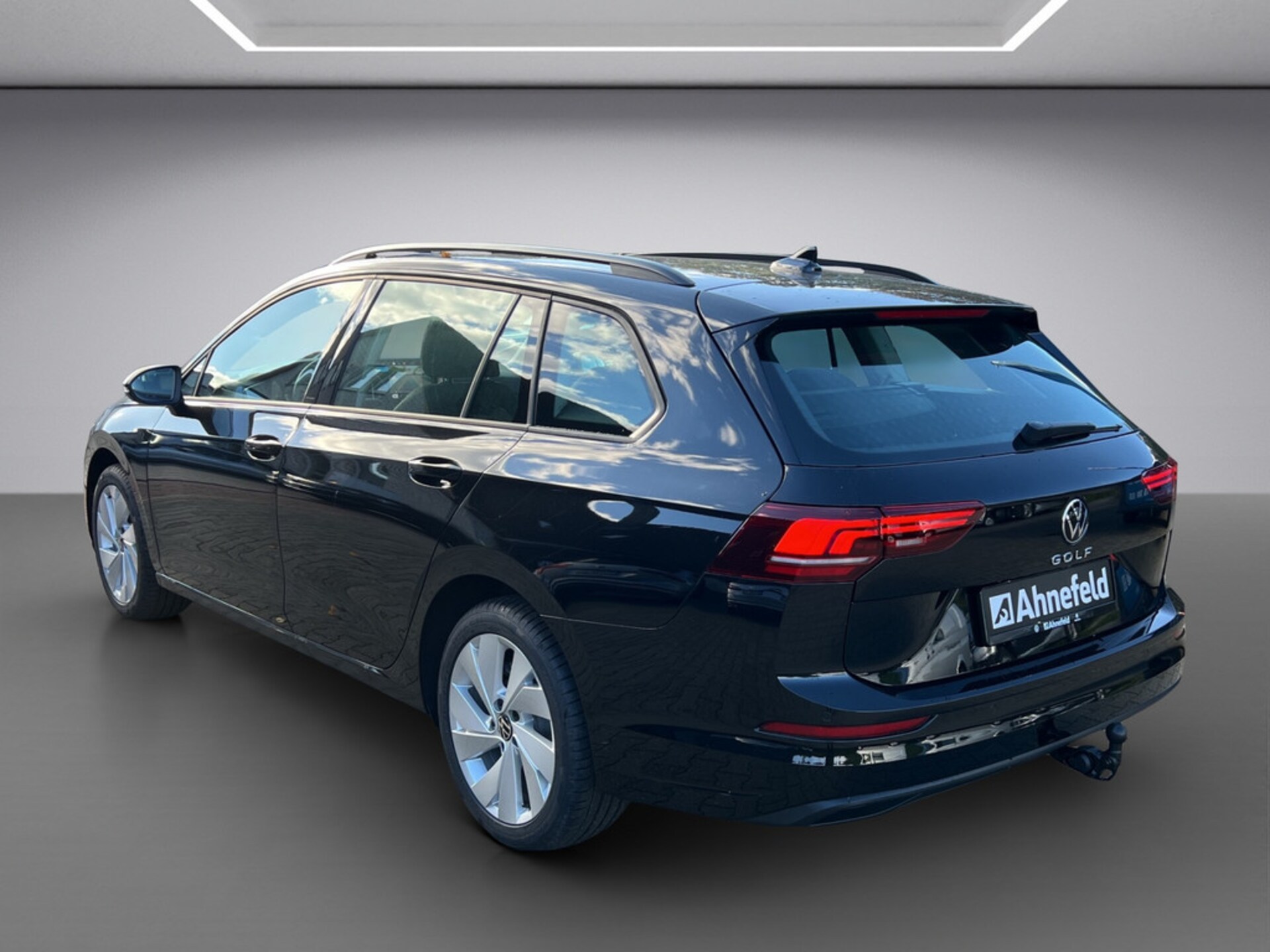 Volkswagen Golf Variant Life