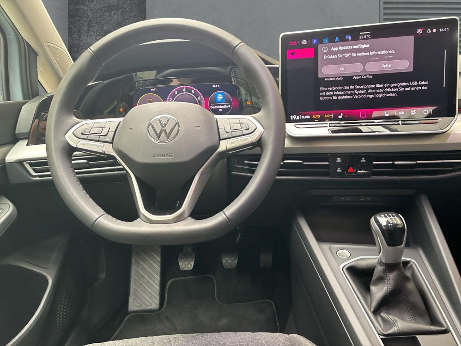 Volkswagen Golf Life