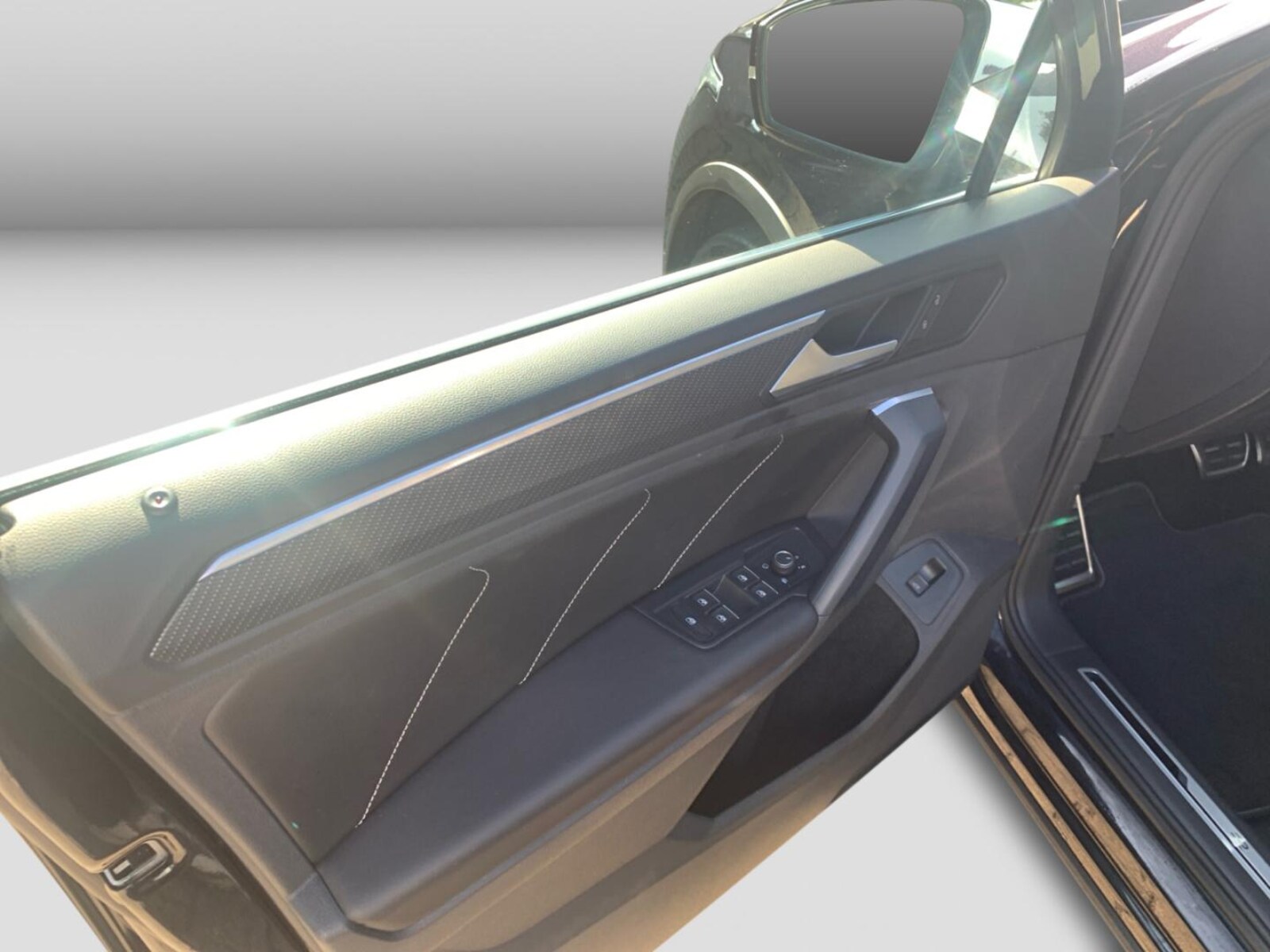 Volkswagen Tiguan – Bild 12
