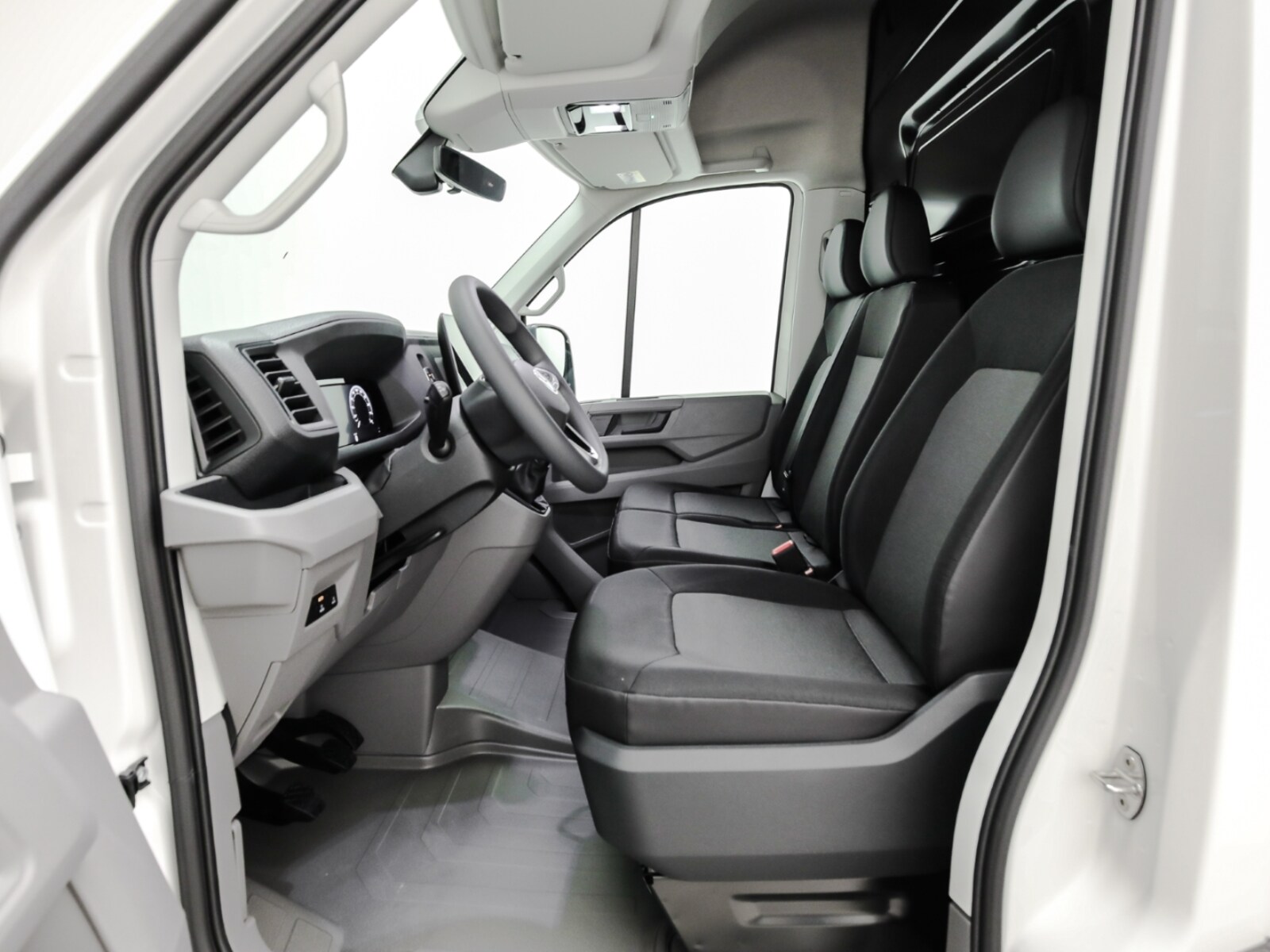 Volkswagen Crafter Kasten mittlerer Radstand – Bild 6