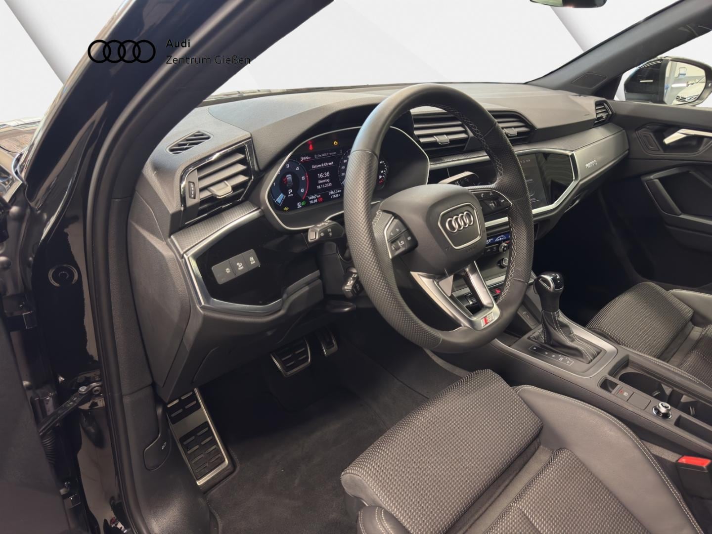 Bild über Audi Q3 Sportback S line 35 TDI S tronic - für weitere Informationen kontaktieren Sie den Audi Partner