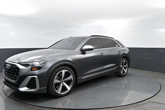 Photo of 2024 Audi SQ8