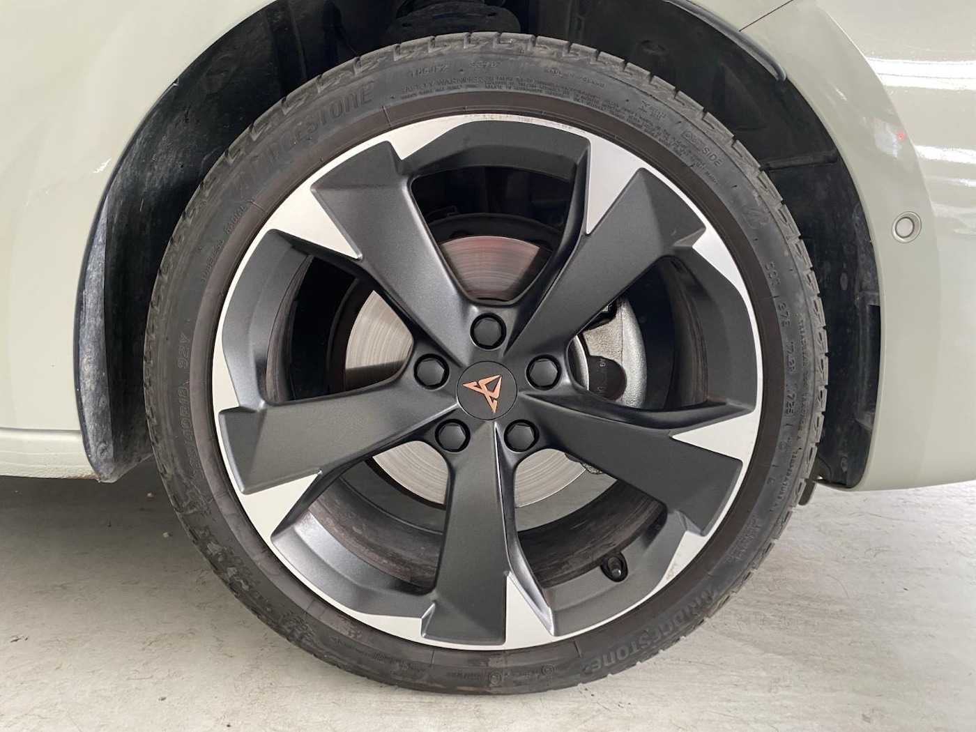 CUPRA Leon León 1.5 eTSI DSG 110 kW (150 CV) — photo 8