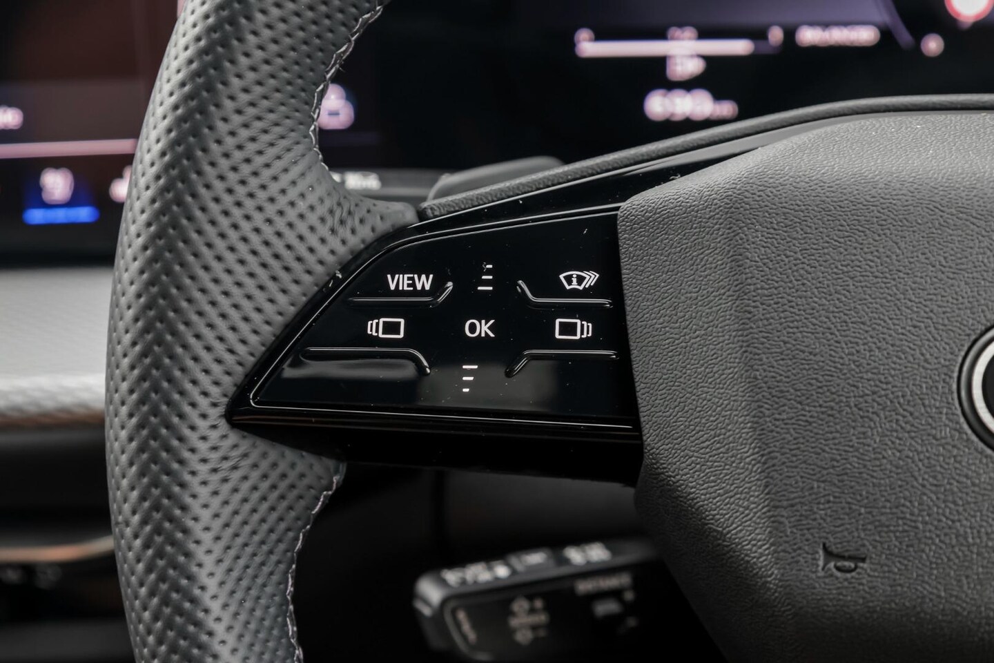 Image about Audi Q5 SUV TDI quattro 150 kW sport