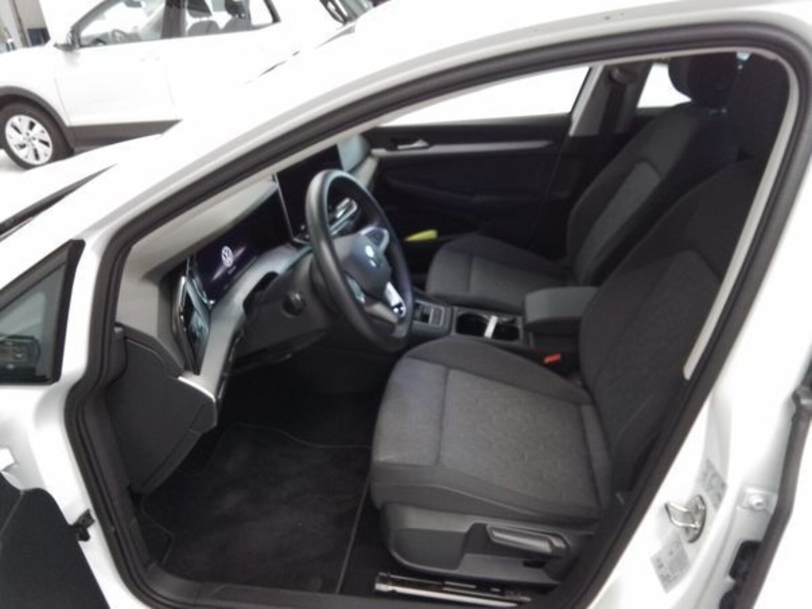 Volkswagen Golf – Bild 8
