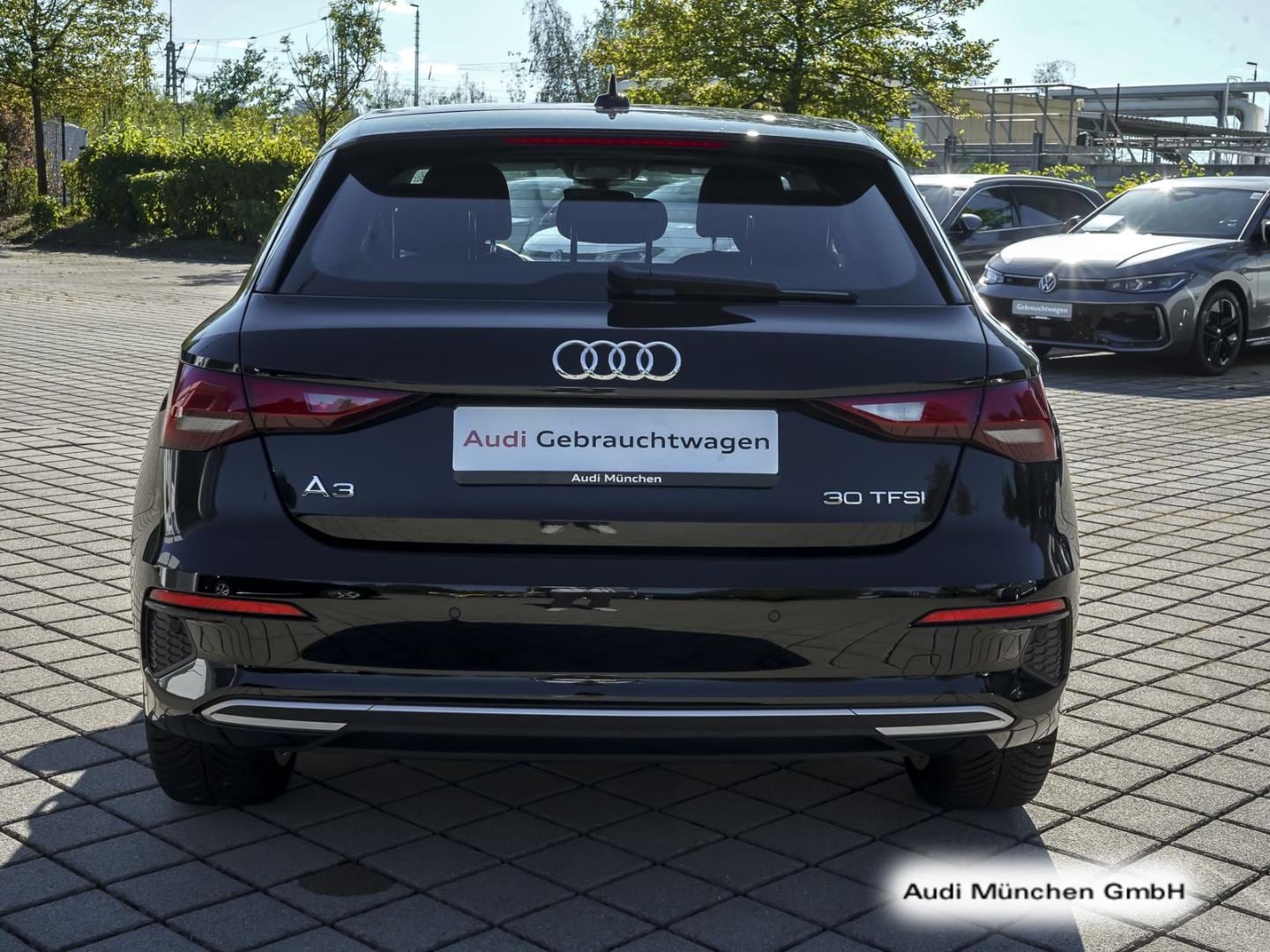 Bild über Audi A3 Sportback advanced 30 TFSI S tronic - für weitere Informationen kontaktieren Sie den Audi Partner