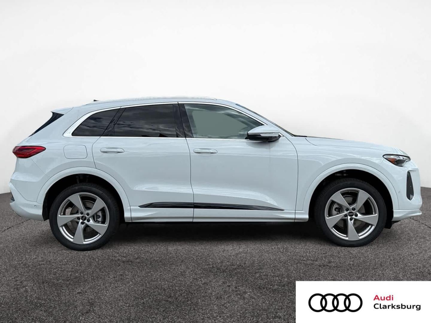 2025 Audi Q5 Premium Plus - Photo 6