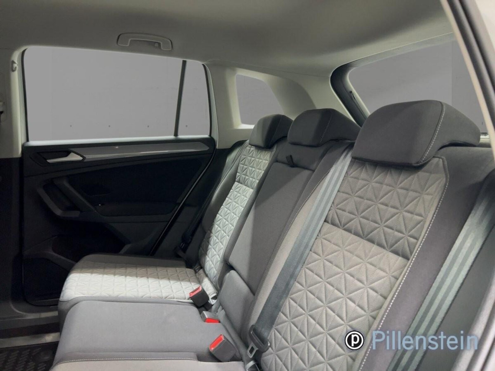 Volkswagen Tiguan – Bild 13
