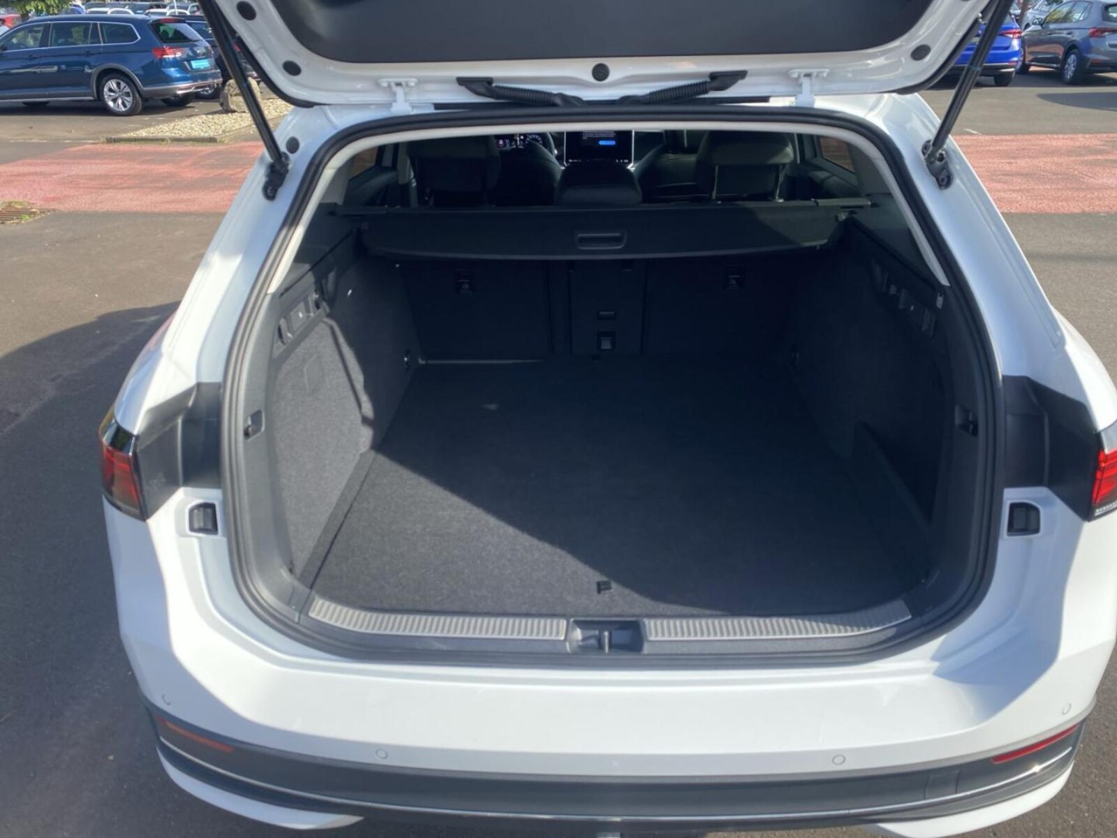 Volkswagen Passat – Bild 15