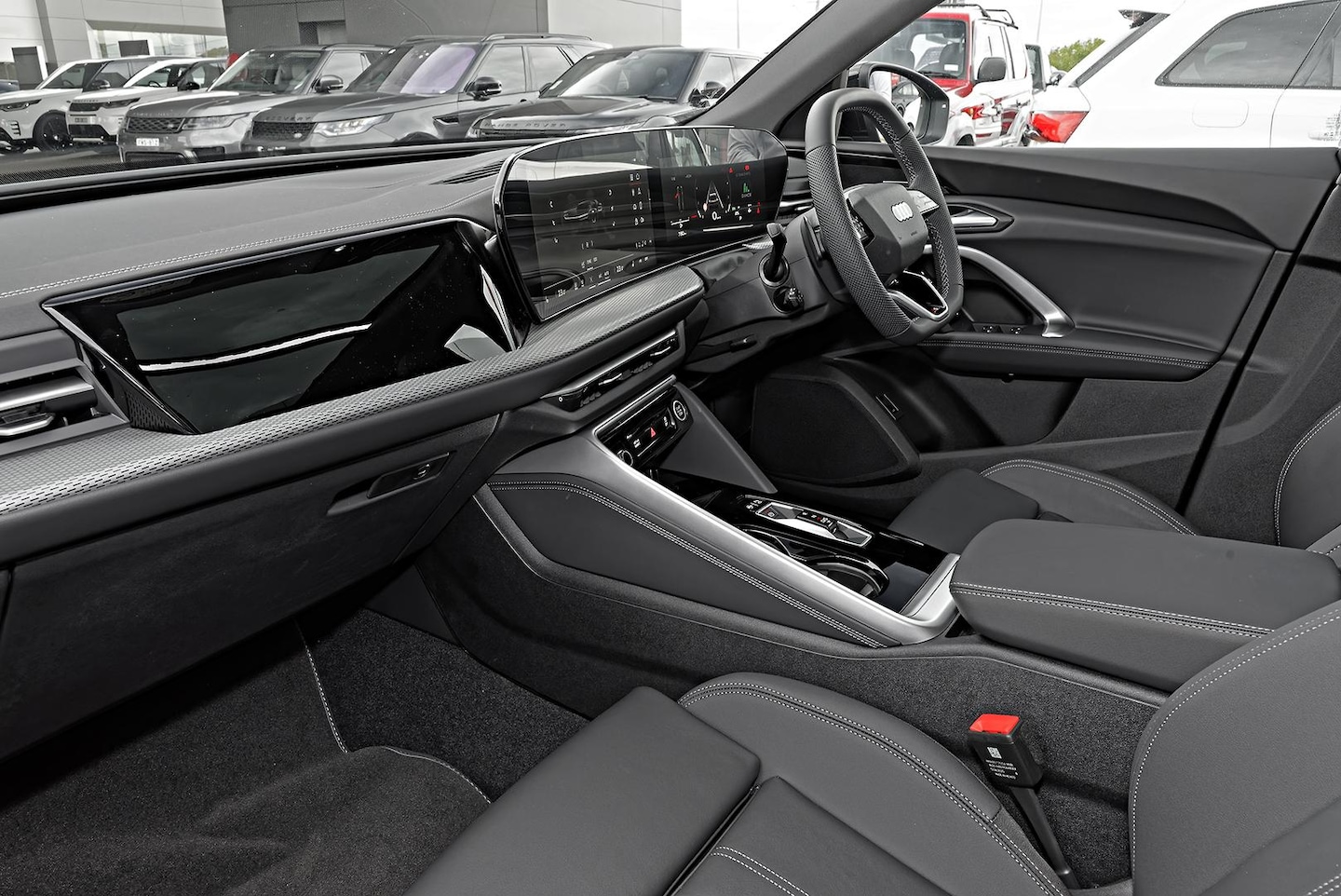 Image about Audi Q5 SUV TDI quattro 150 kW sport
