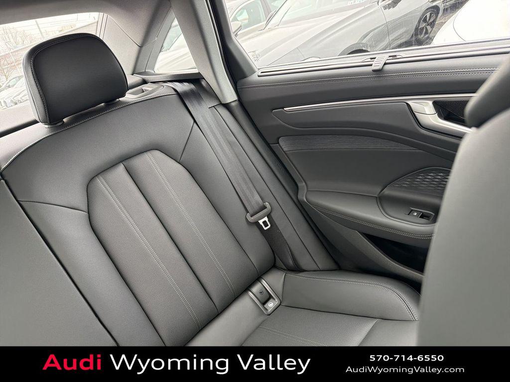 2026 Audi A6 Premium Plus - Photo 14