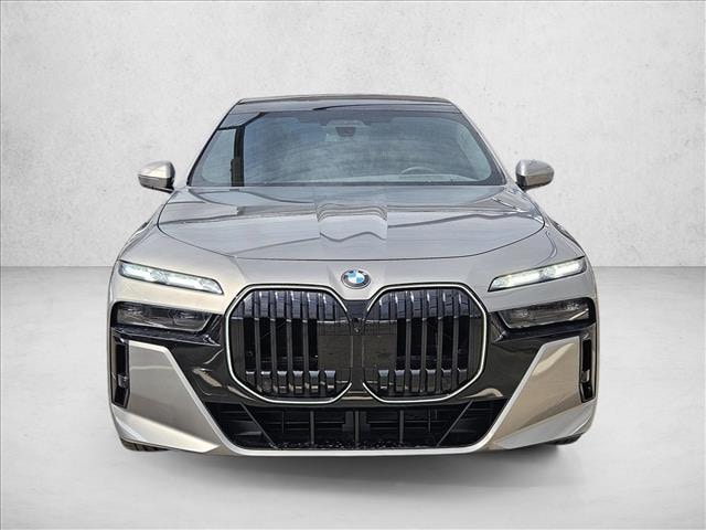 2025 BMW