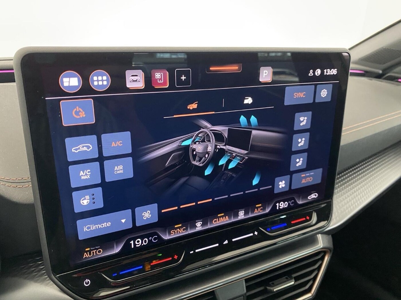 CUPRA Leon León 1.5 eTSI DSG 110 kW (150 CV) — photo 16