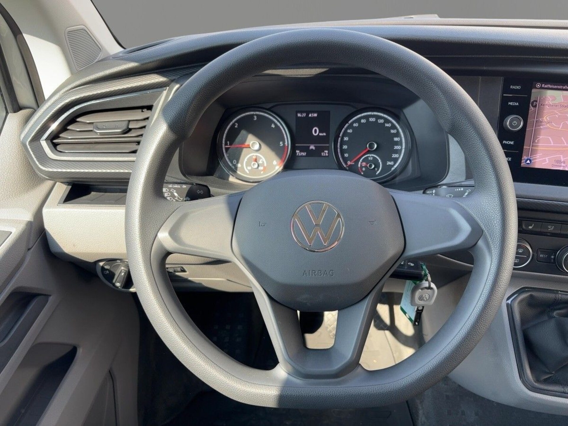 Volkswagen T6.1 Caravelle kurzer Radstand Comfortline