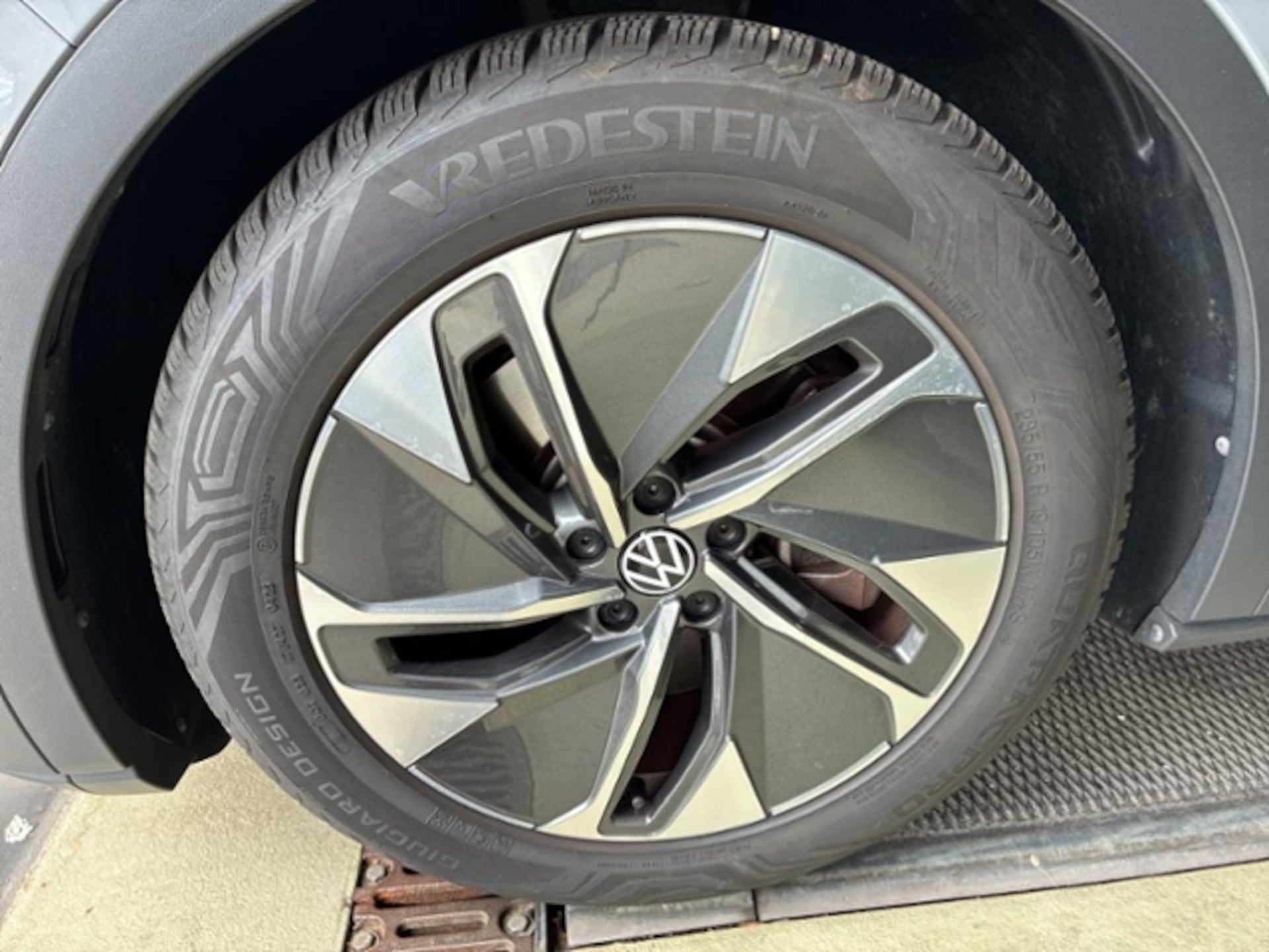 Volkswagen ID.4 Pro Performance
