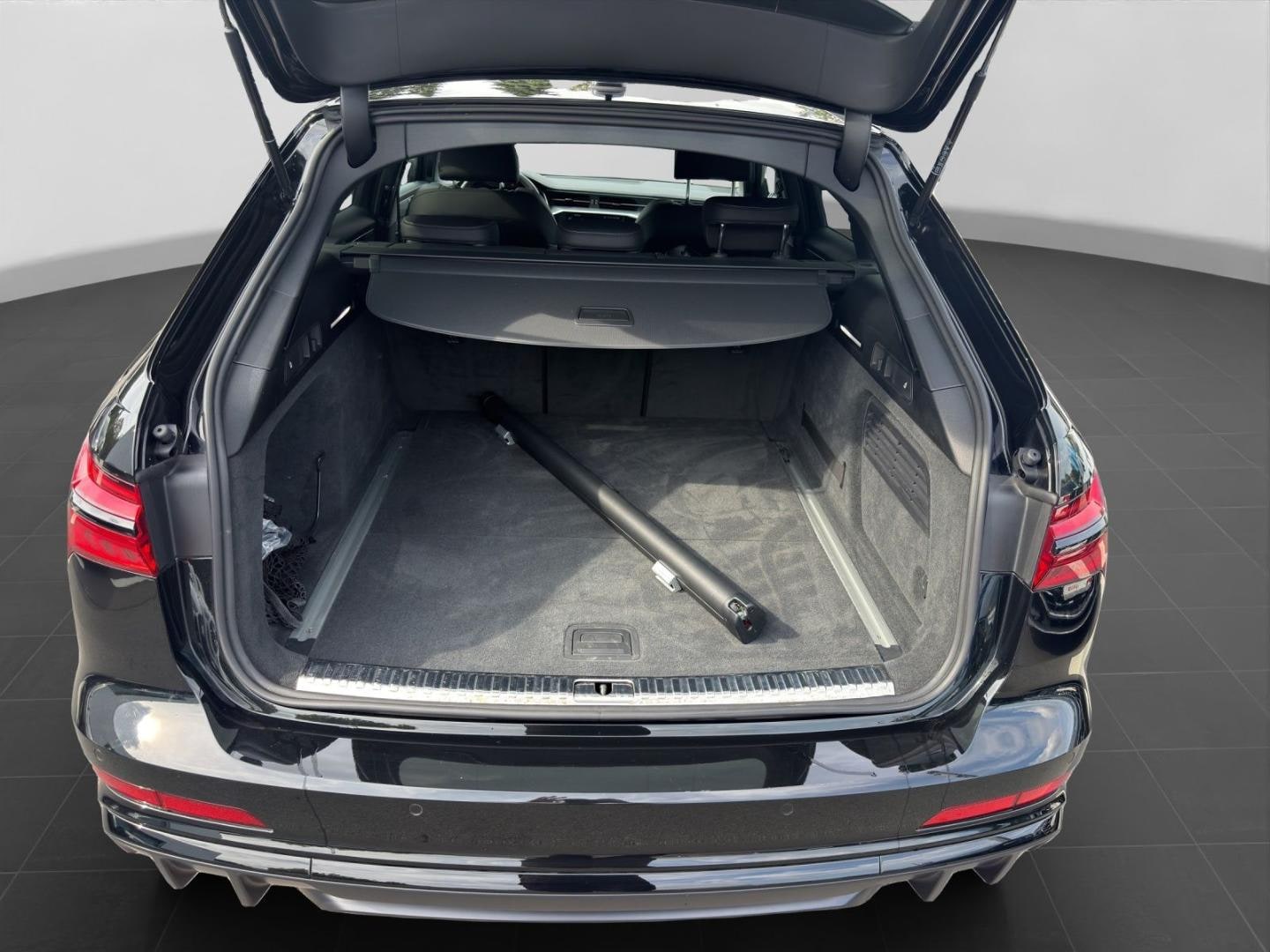 Bild über Audi S6 Avant TDI quattro tiptronic - für weitere Informationen kontaktieren Sie den Audi Partner