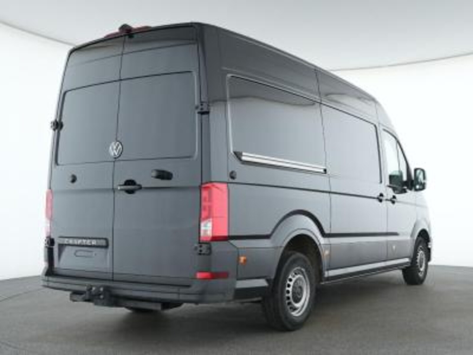 Volkswagen Crafter Kasten mittlerer Radstand – Bild 2