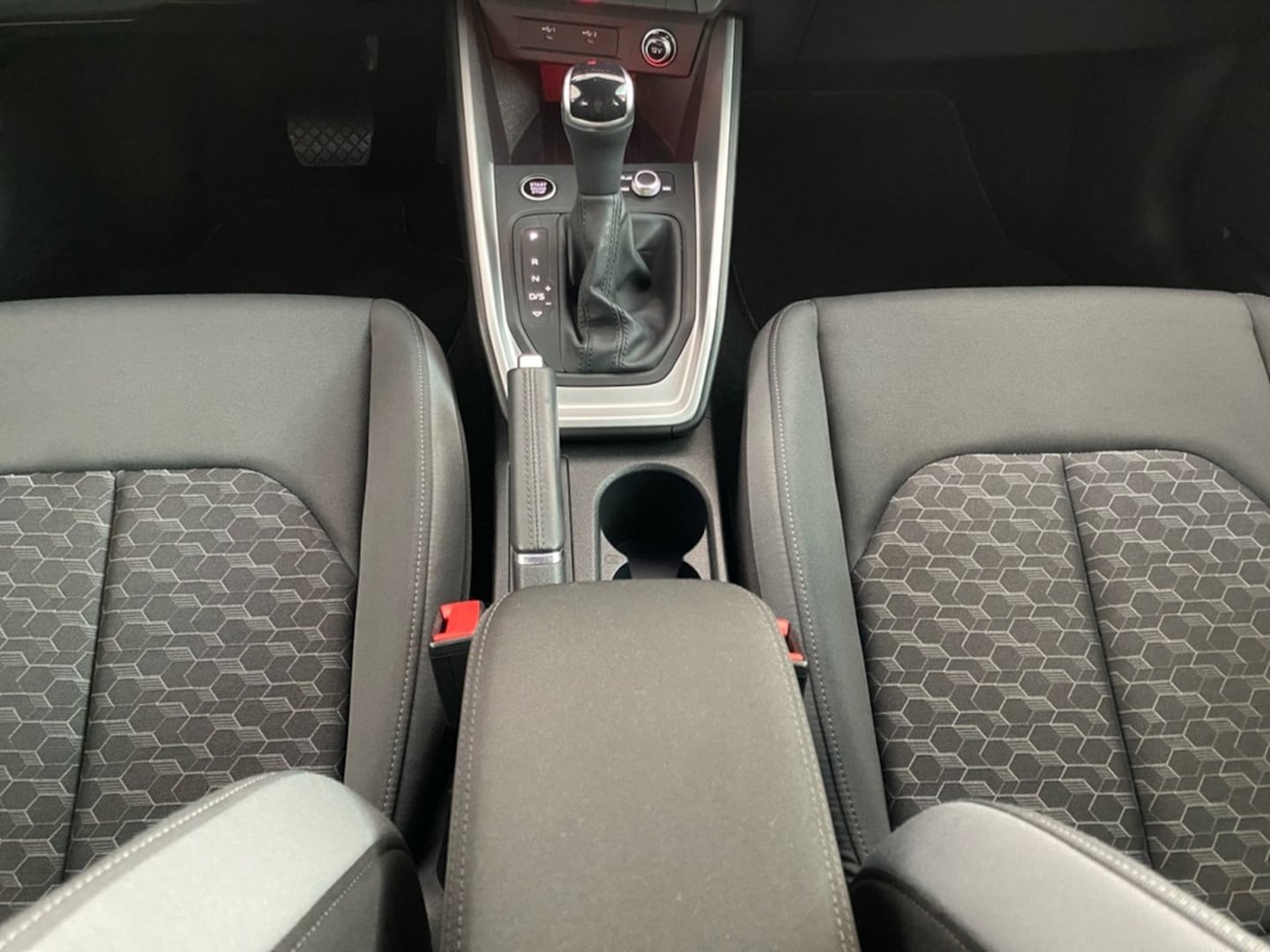 Bild über Audi A1 Sportback advanced 35 TFSI S tronic - für weitere Informationen kontaktieren Sie den Audi Partner