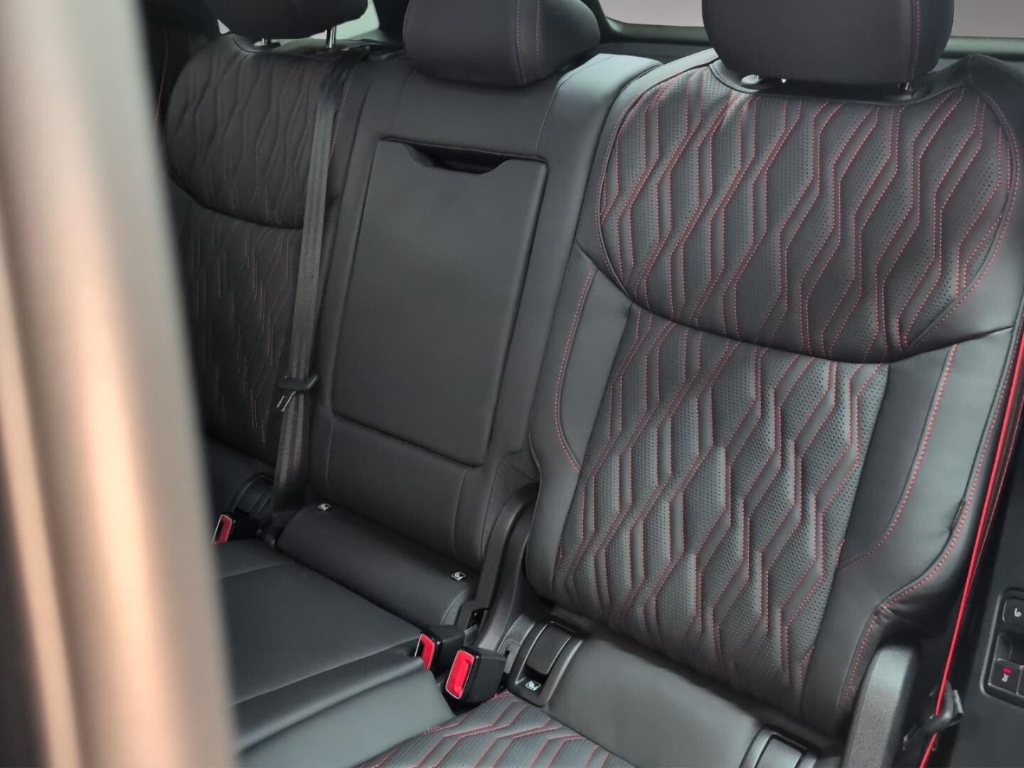 Bild über Audi Q7 SUV TDI quattro 220 kW tiptronic - für weitere Informationen kontaktieren Sie den Audi Partner