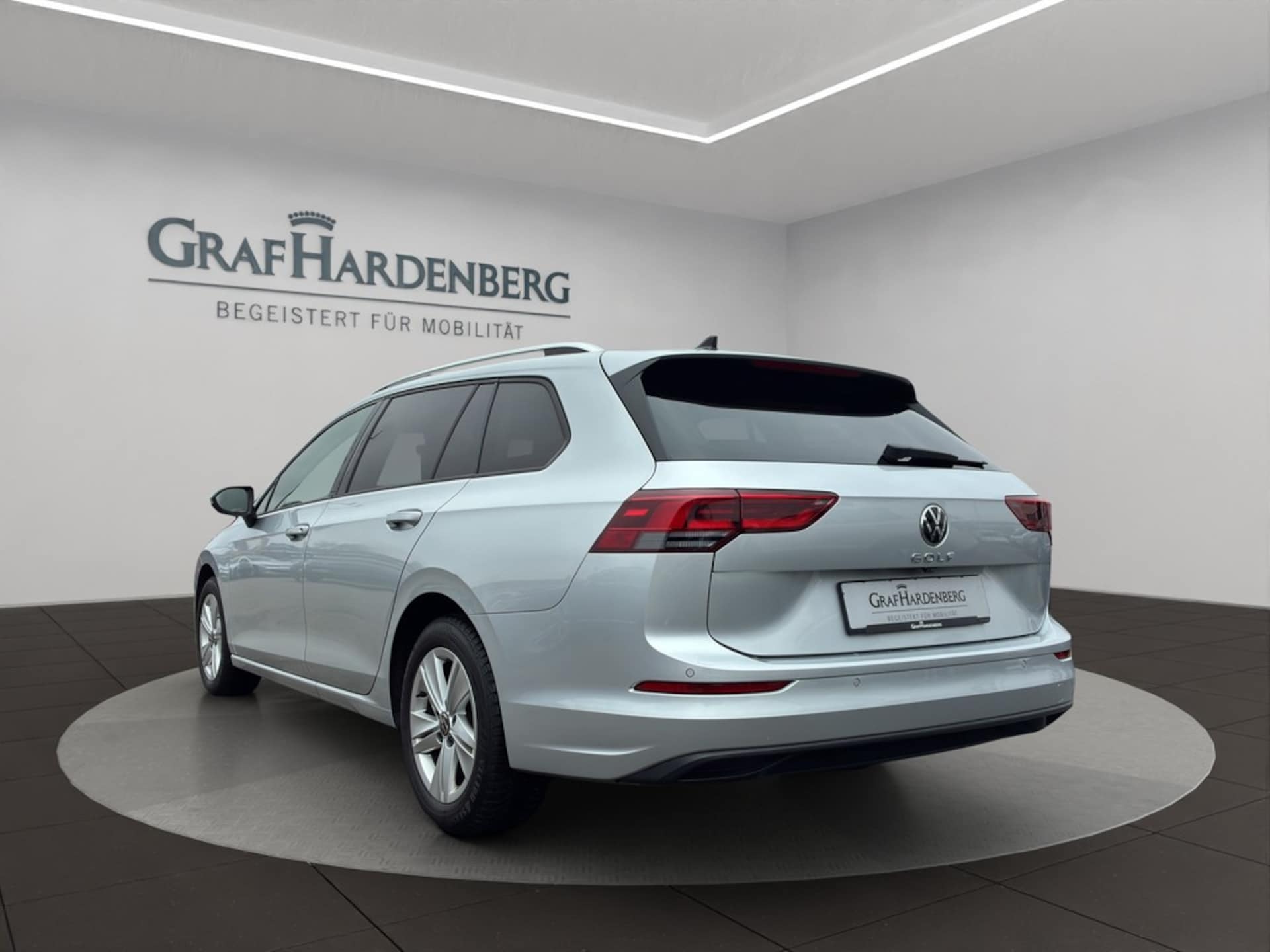 Volkswagen Golf Variant Life