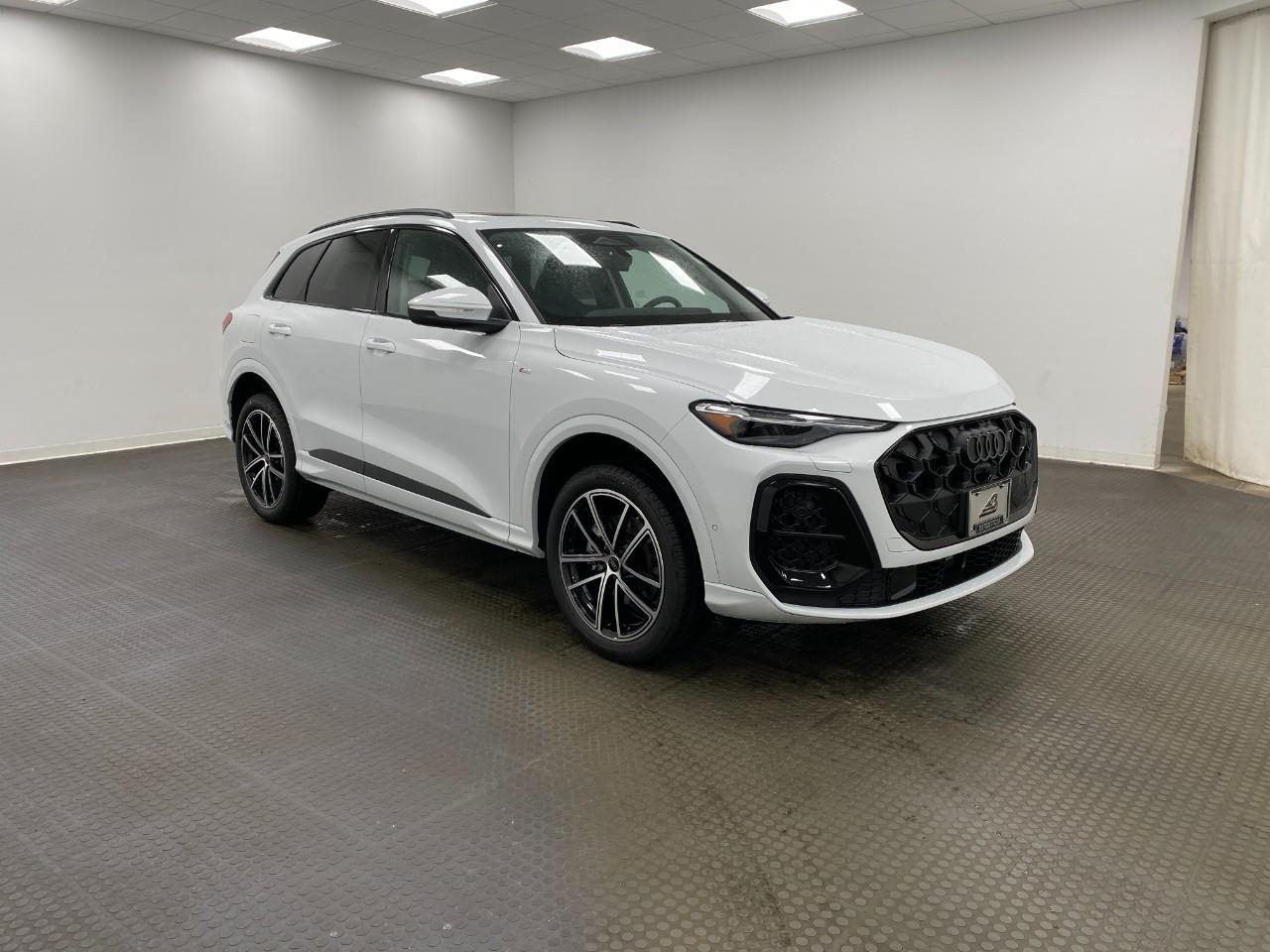2026 Audi Q5 Premium Plus quattro's photo