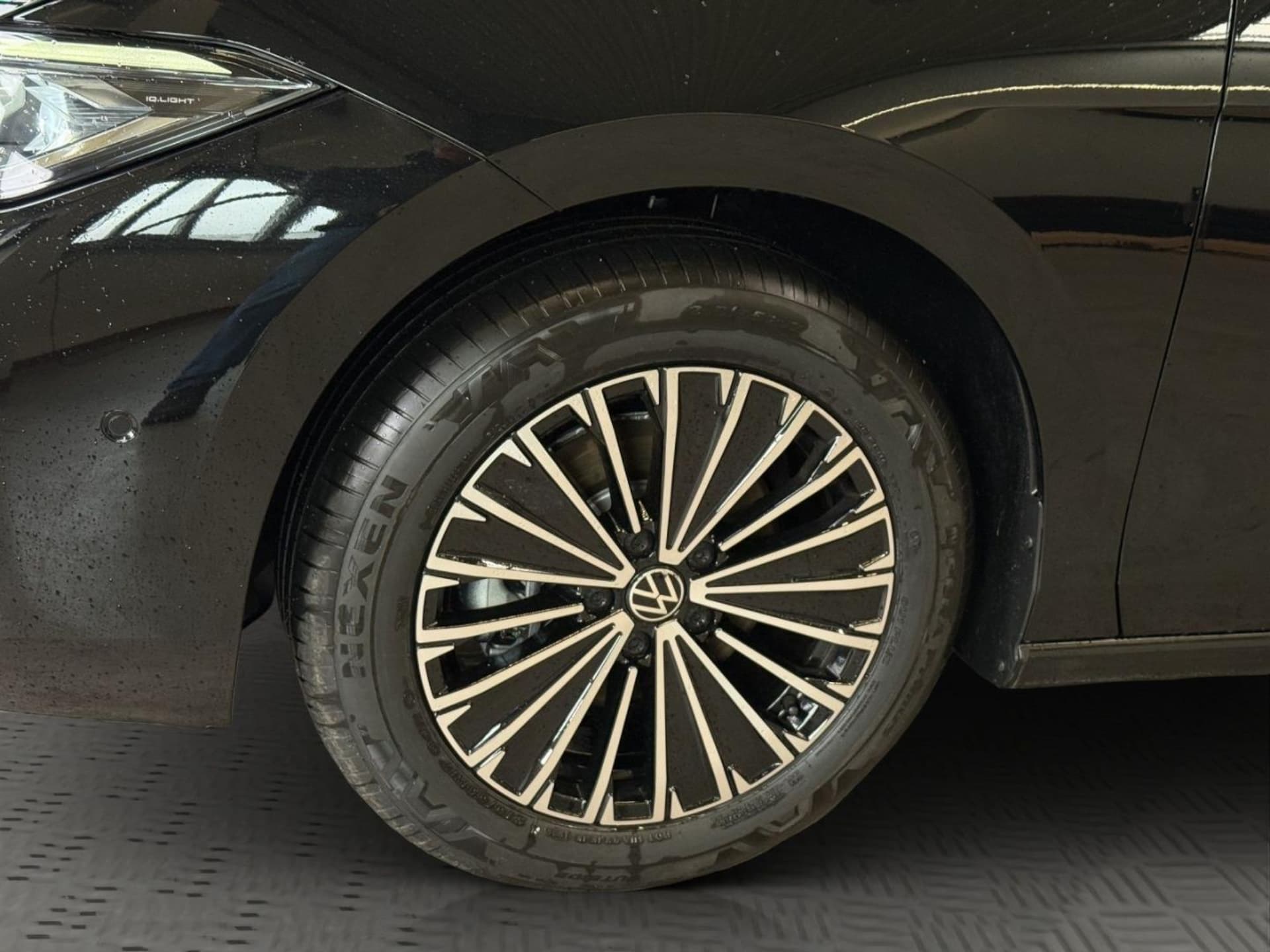 Volkswagen Passat Elegance