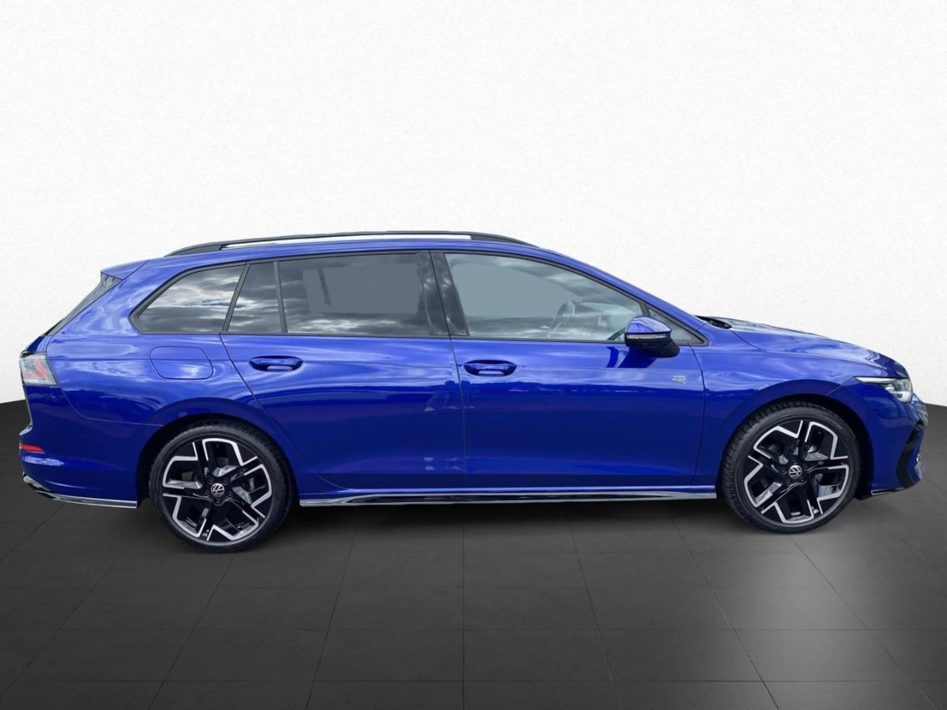 Volkswagen Golf Variant R-Line
