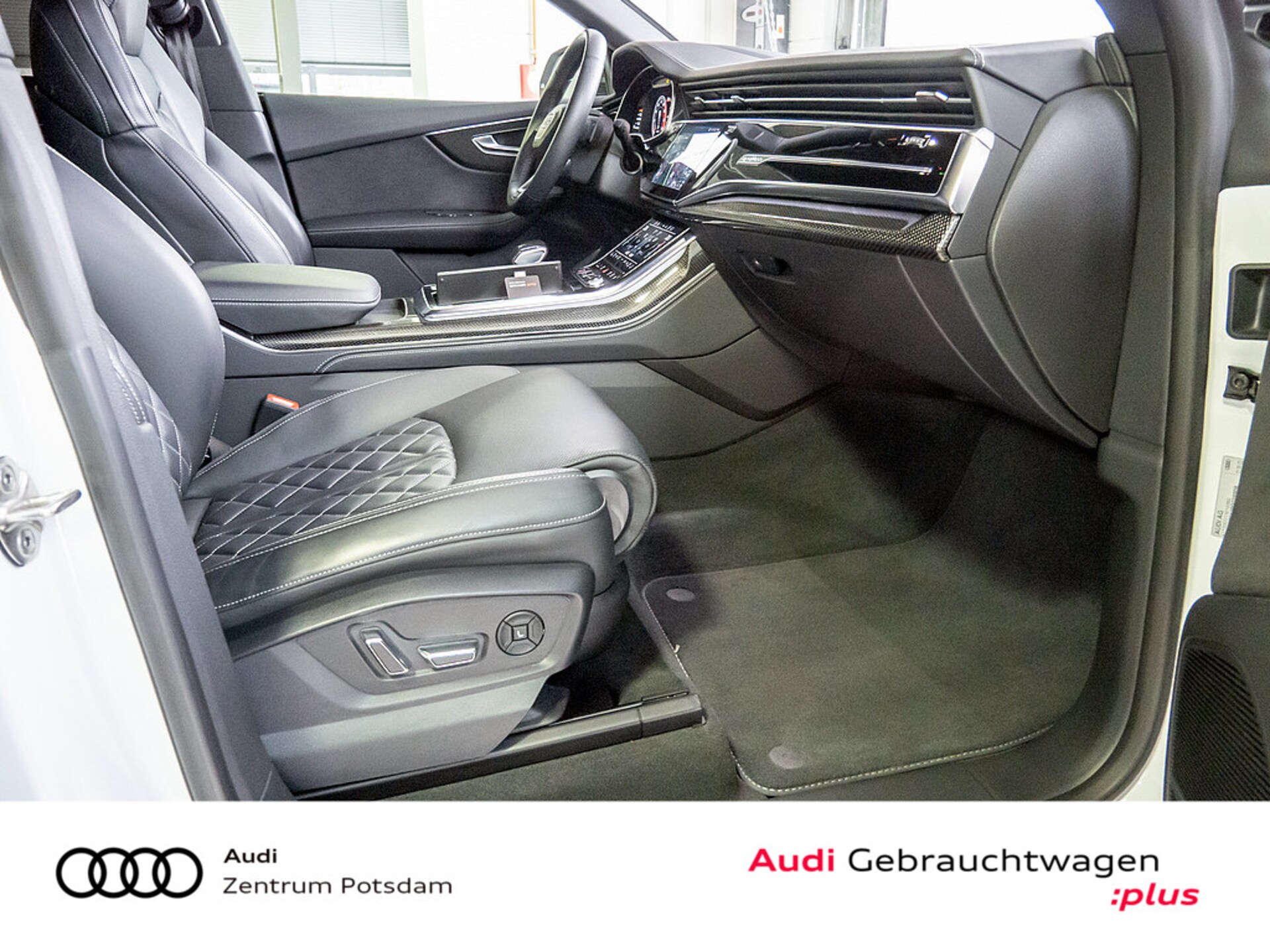Audi SQ8 SUV