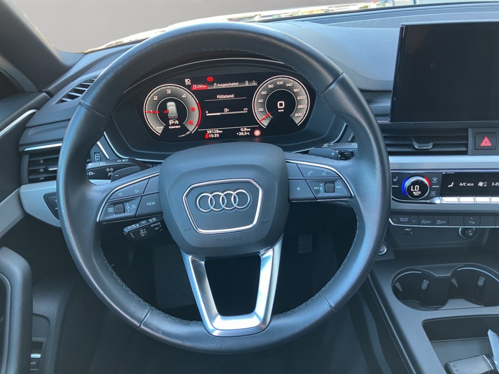 Audi A4 Avant S line