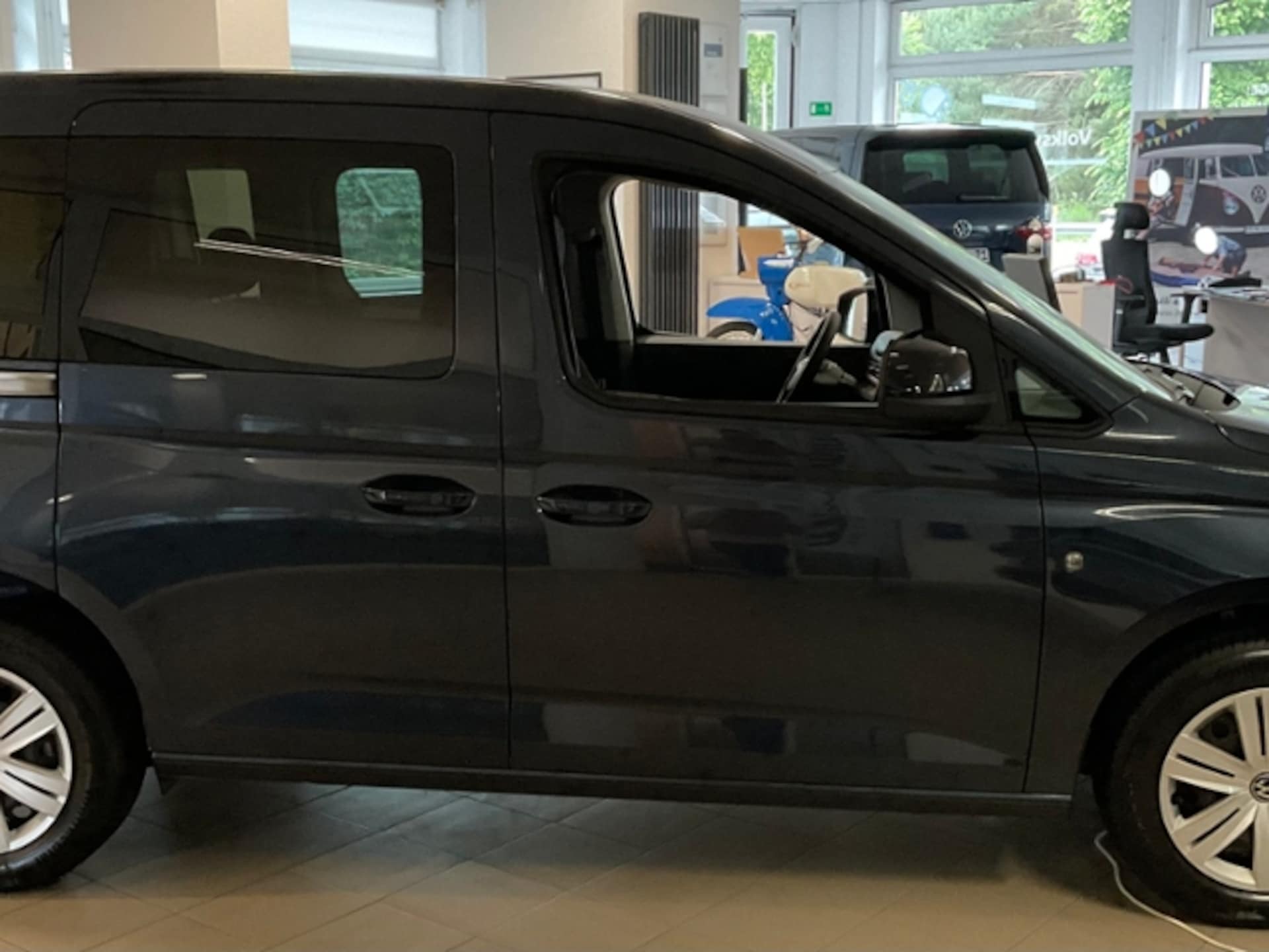 Volkswagen Caddy Basis-Modell