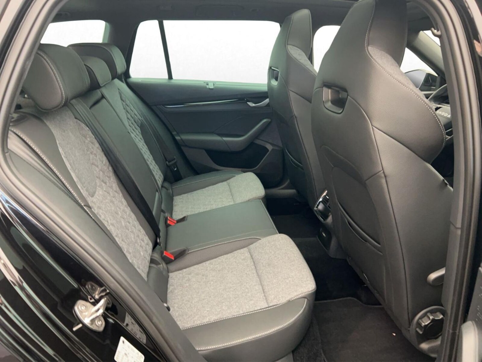Škoda Octavia Combi – Bild 16