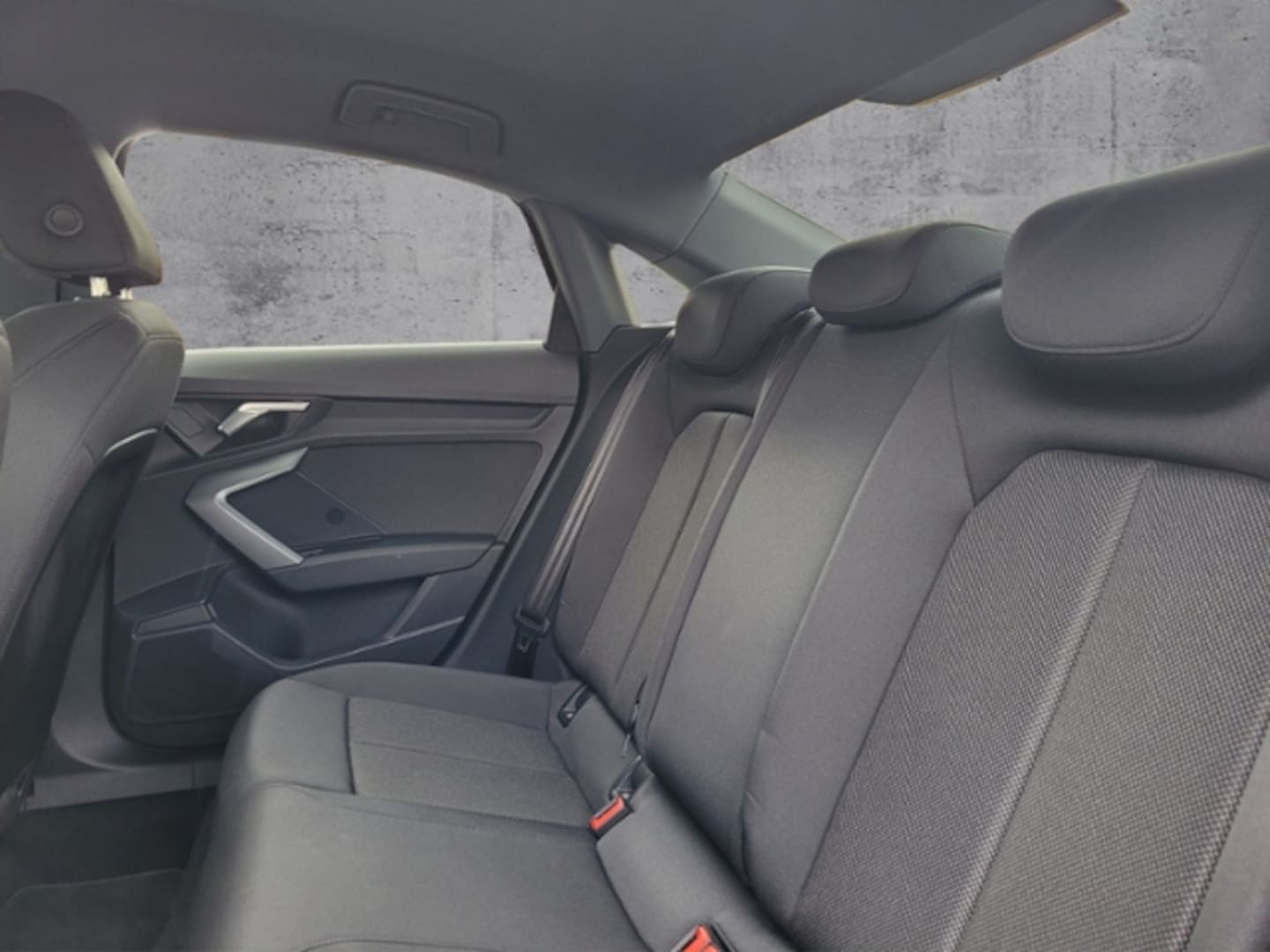 Bild über Audi A3 Limousine advanced 35 TFSI S tronic - für weitere Informationen kontaktieren Sie den Audi Partner