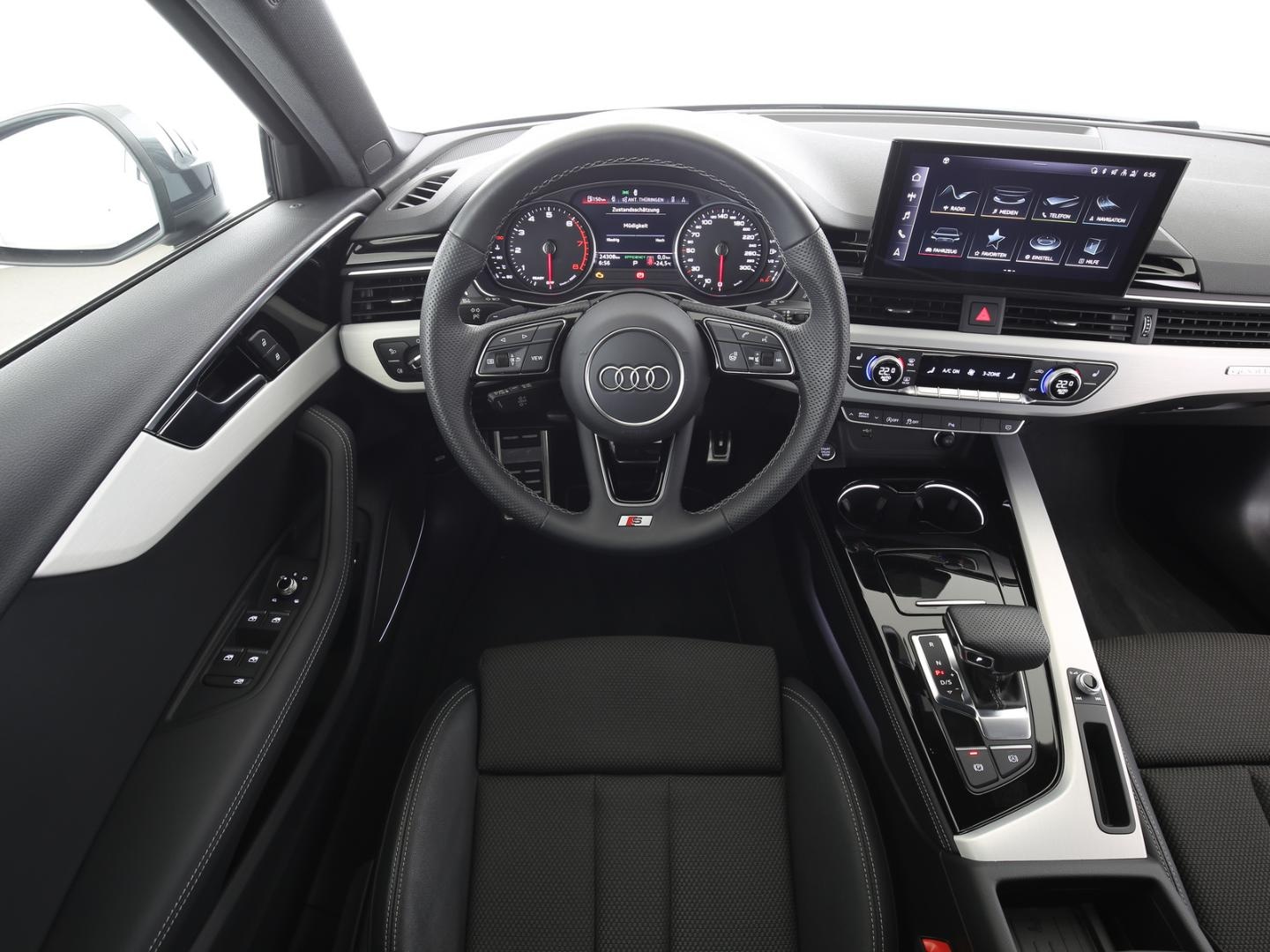 Bild über Audi A4 Limousine S line 45 TFSI quattro S tronic - für weitere Informationen kontaktieren Sie den Audi Partner