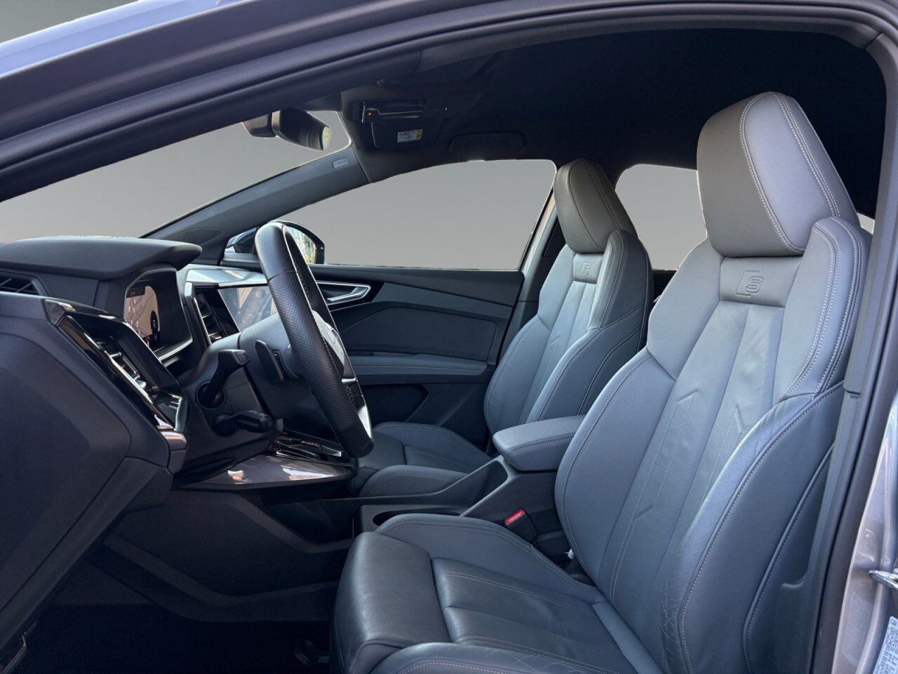 Image about Audi Q4 Sportback e-tron 50 e-tron quattro