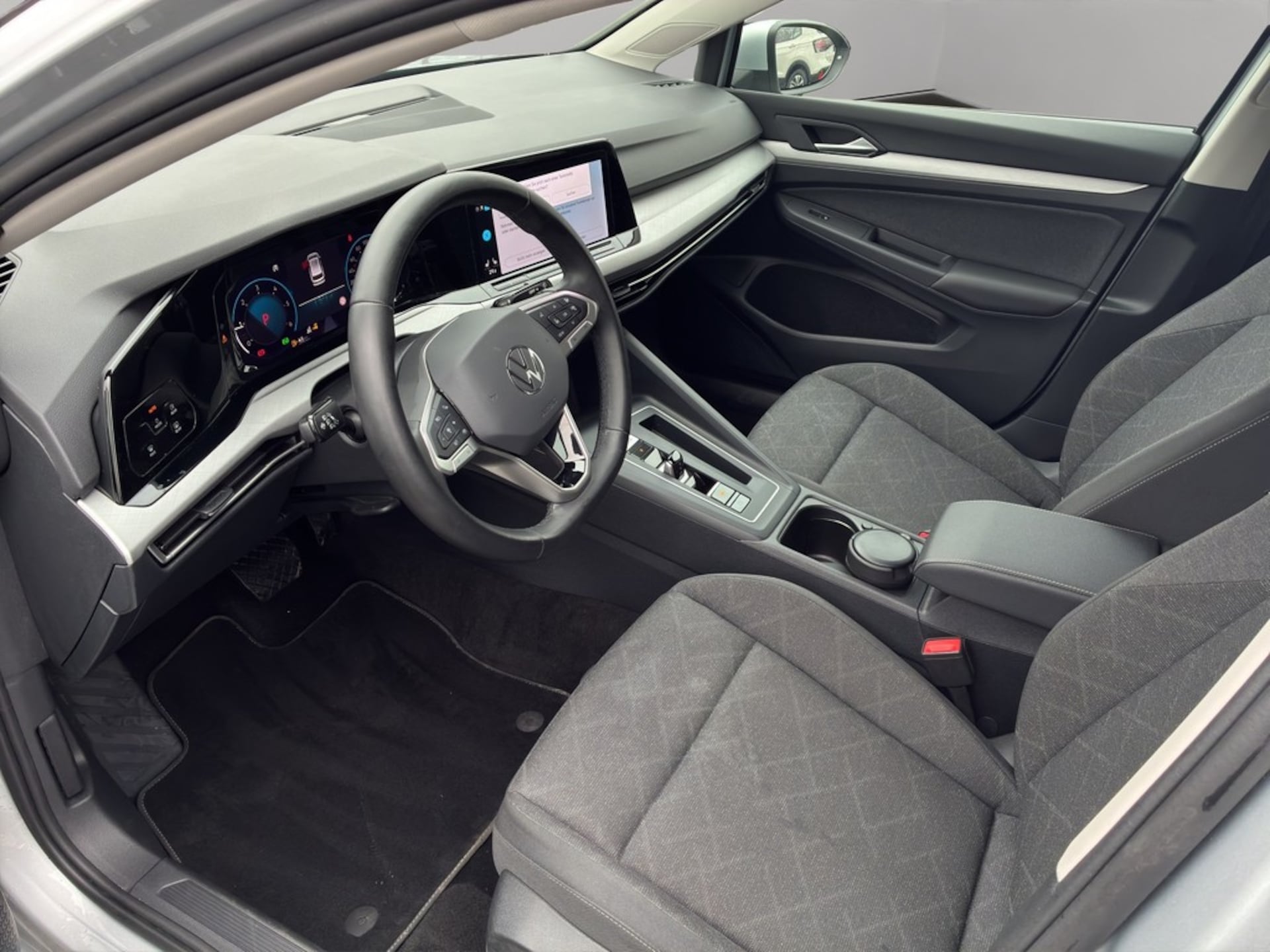 Volkswagen Golf Variant Life