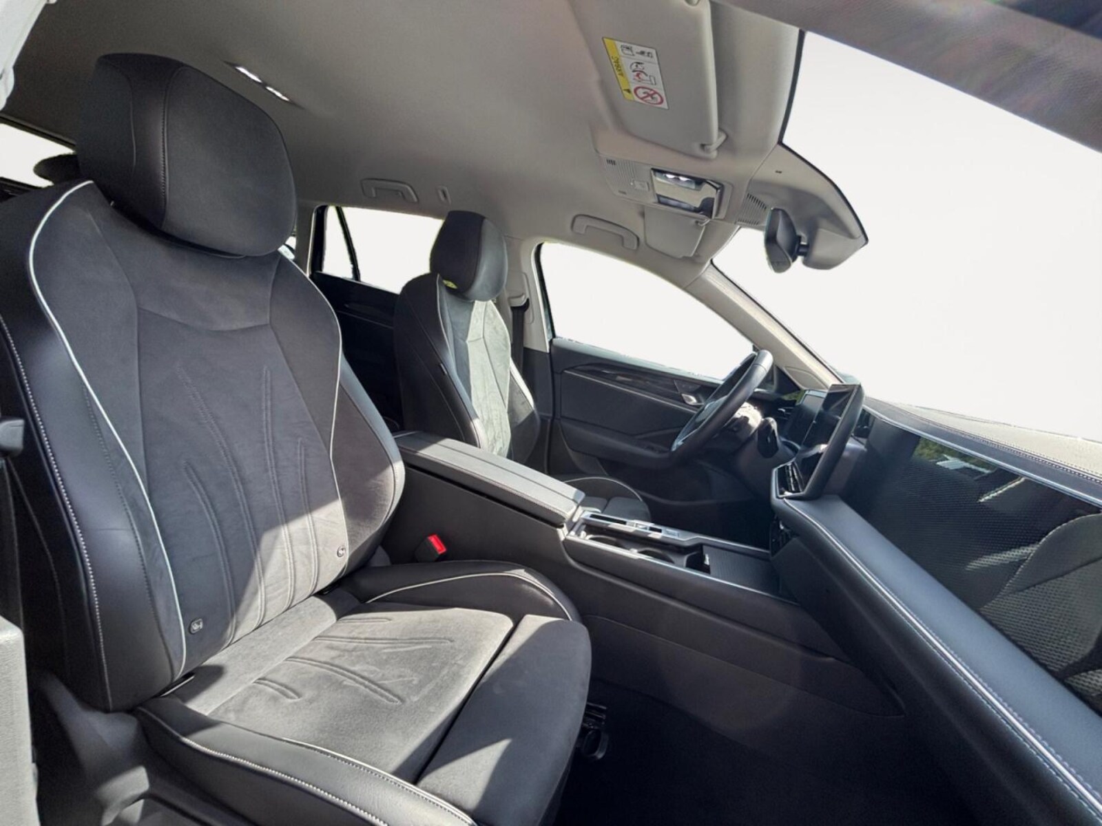 Volkswagen Passat – Bild 16
