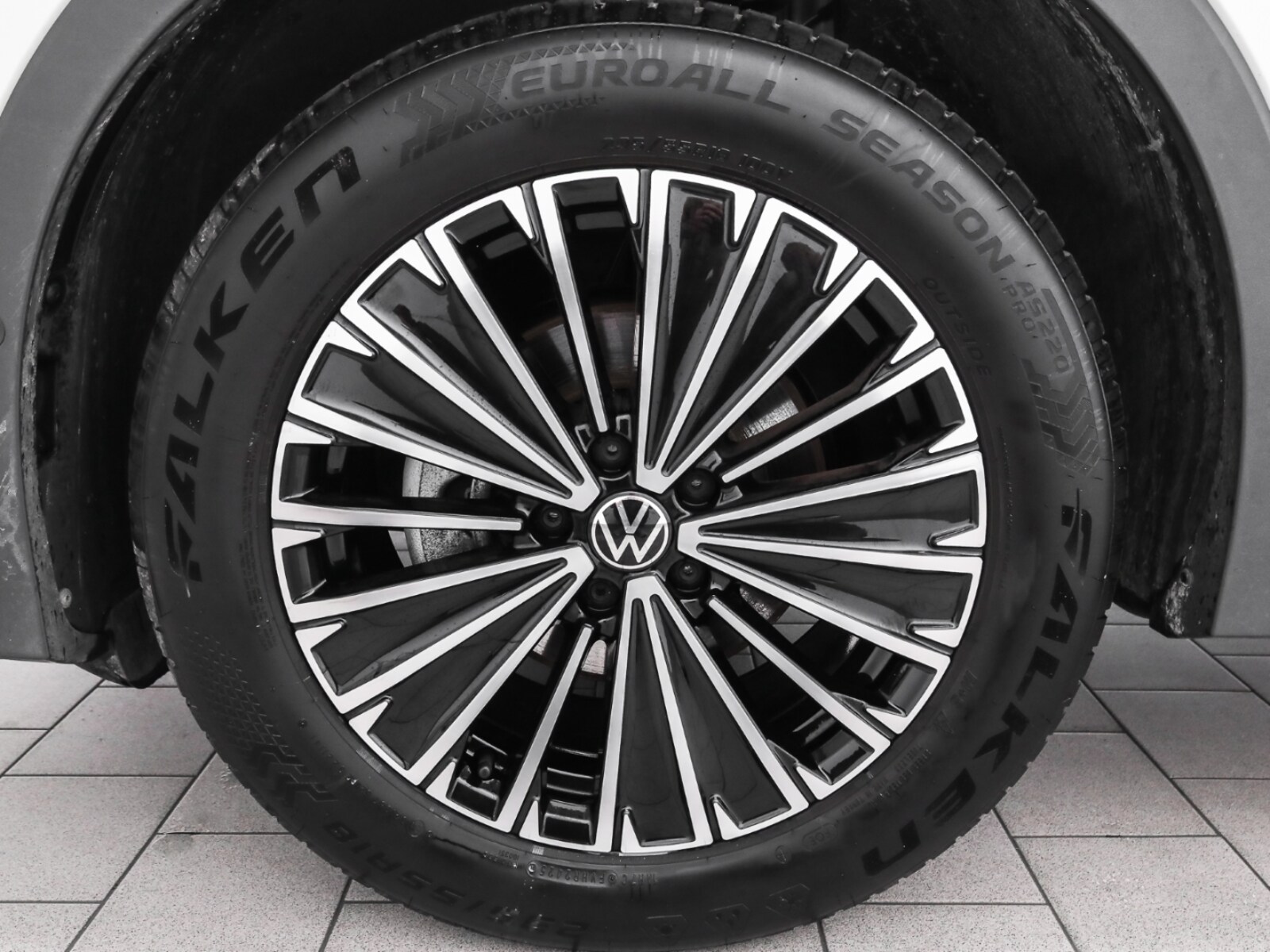 Volkswagen Tiguan – Bild 3