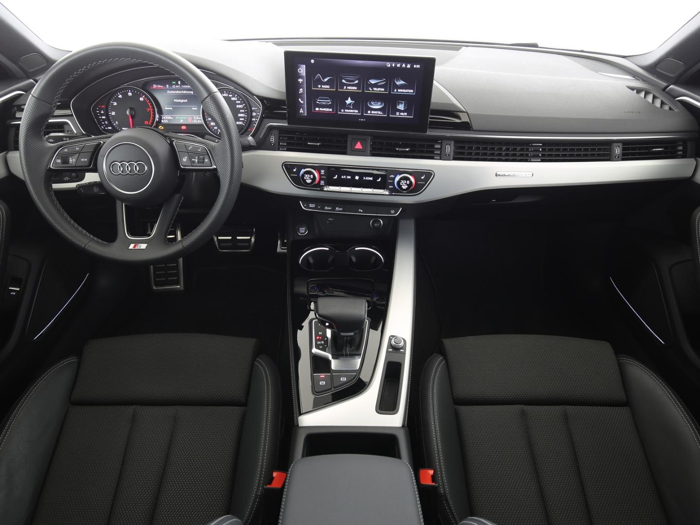 Bild über Audi A4 Limousine S line 45 TFSI quattro S tronic - für weitere Informationen kontaktieren Sie den Audi Partner