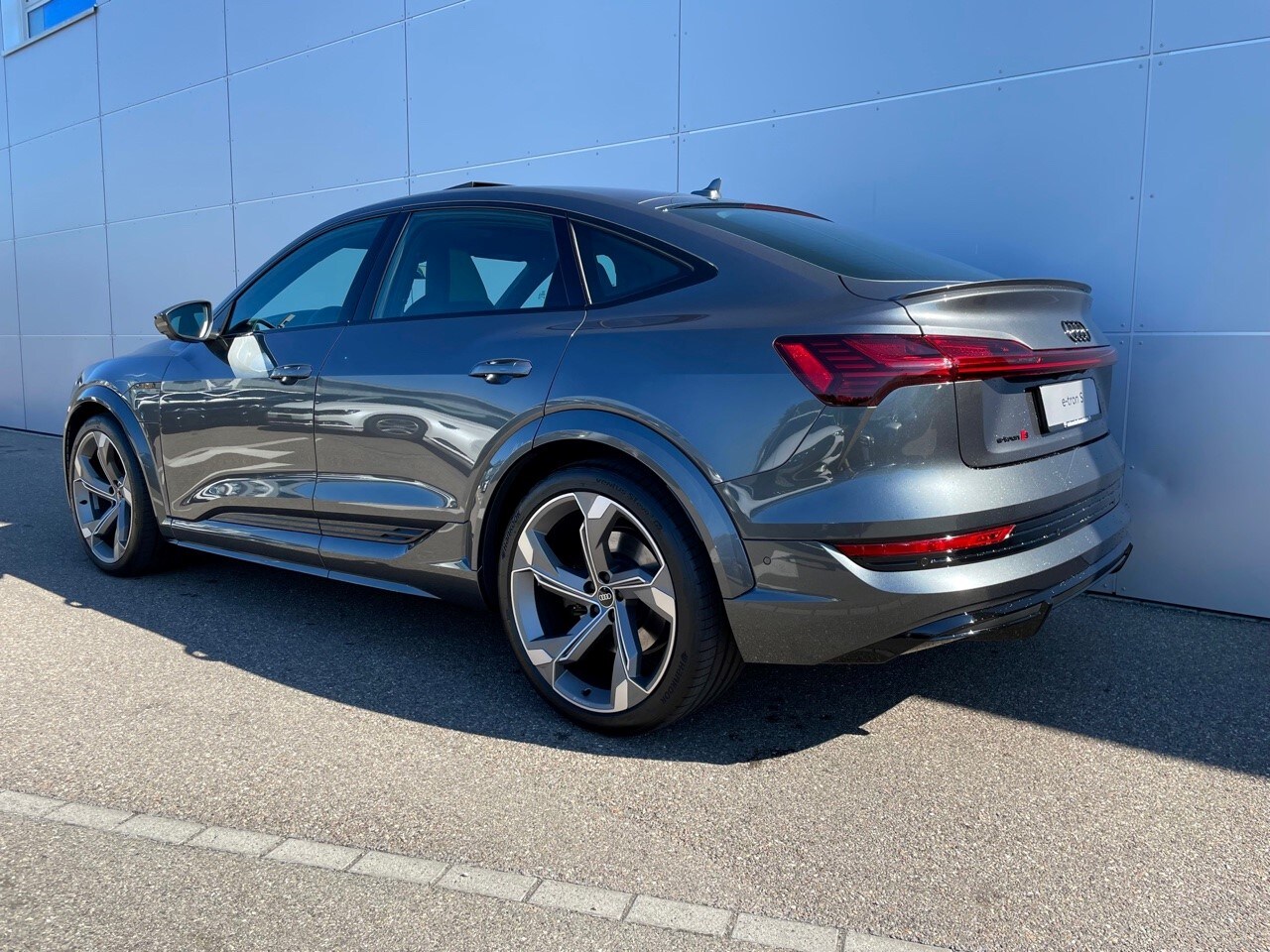 Image about Audi e-tron S Sportback e-tron S Sportback 370,00 kW