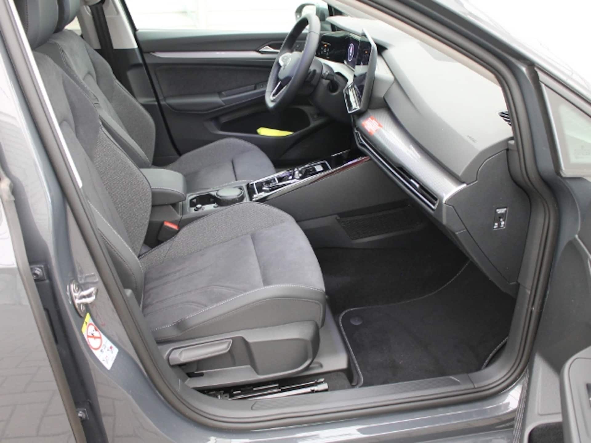 Volkswagen Golf Variant Style
